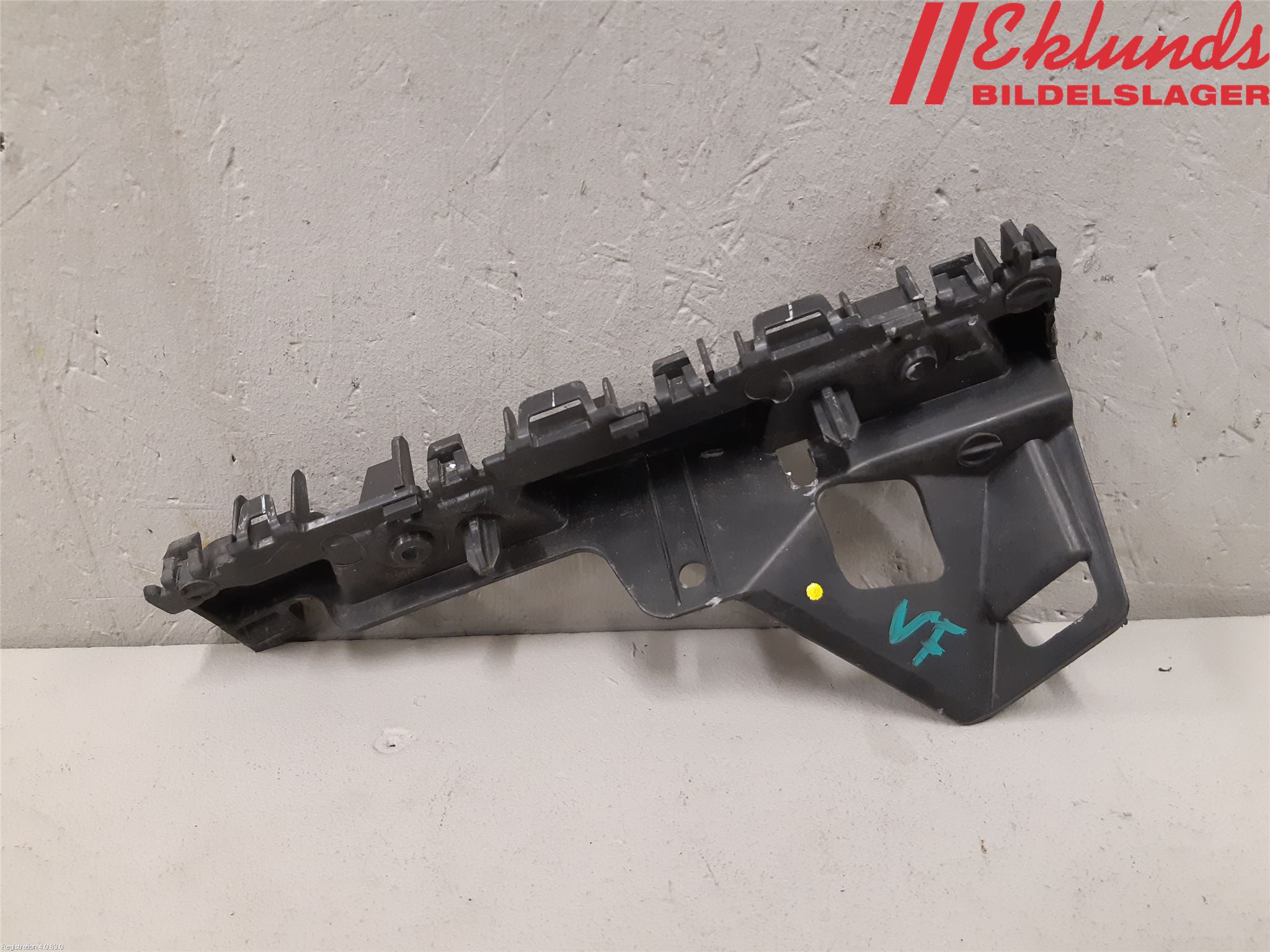 Fiat TALENTO 16- Stötfångarfäste Fram Vä