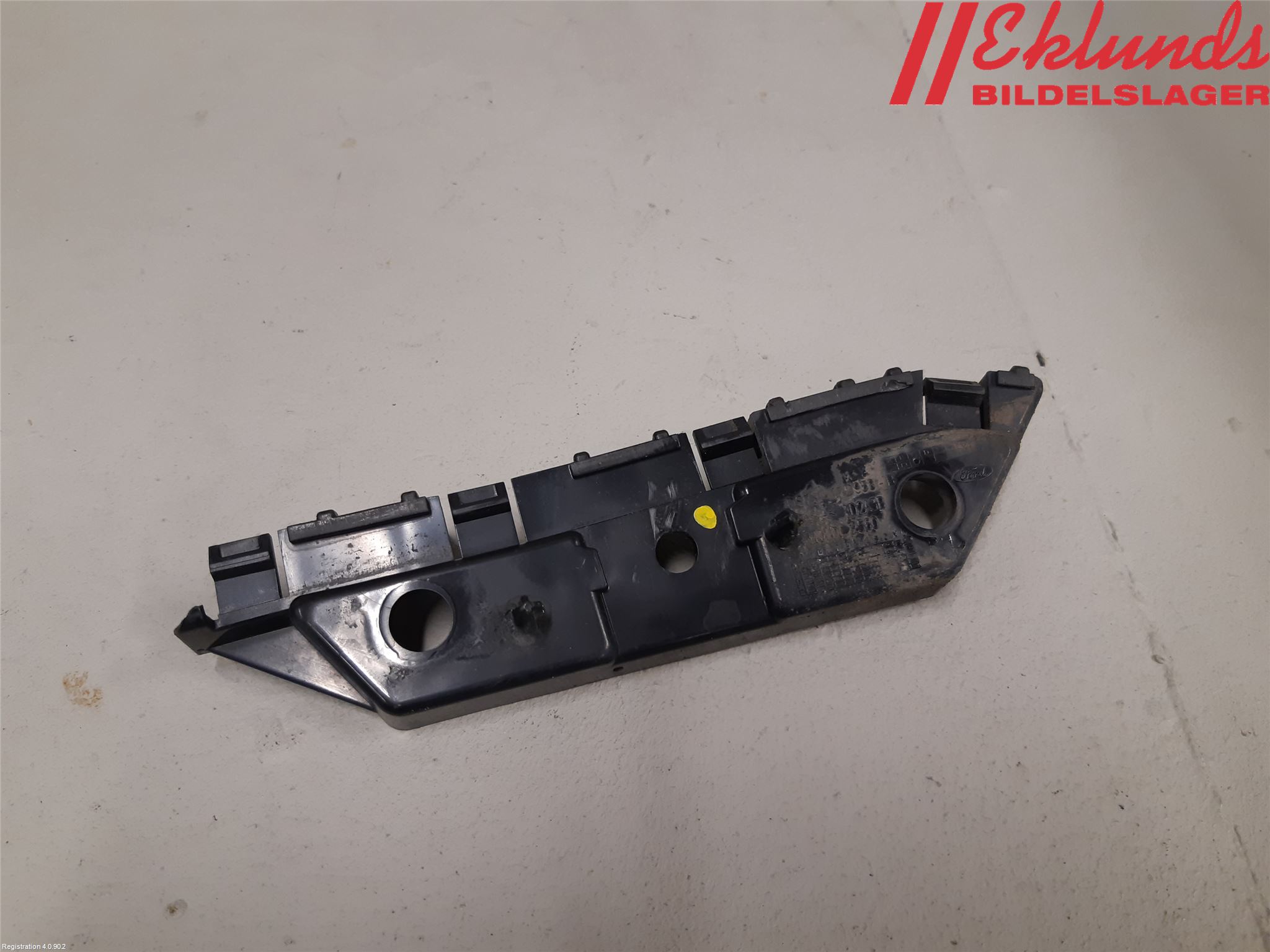 Ford MONDEO 15-22 Stötfångarfäste Fram Hö