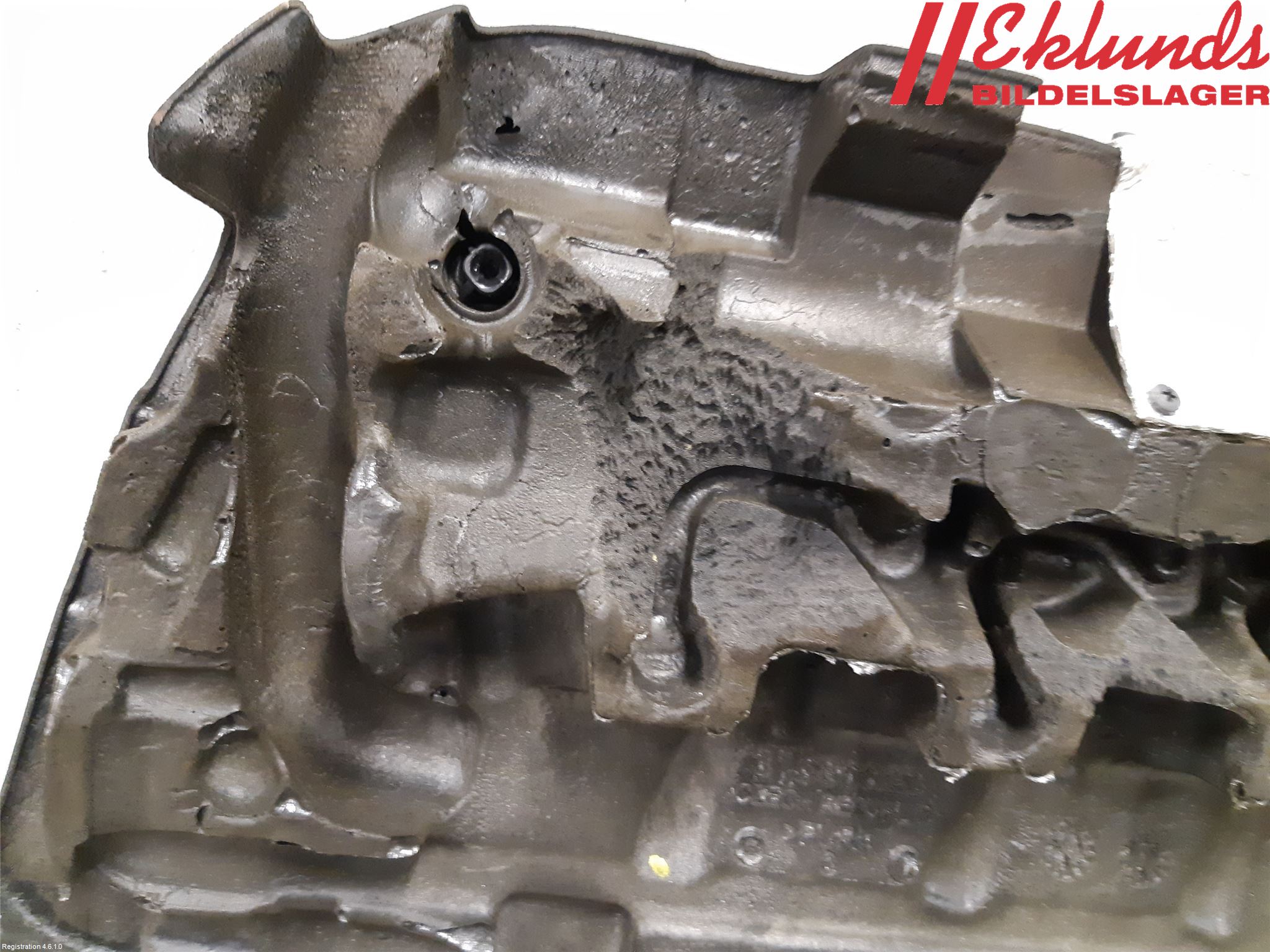 Volvo V90 17->> Motorkåpa