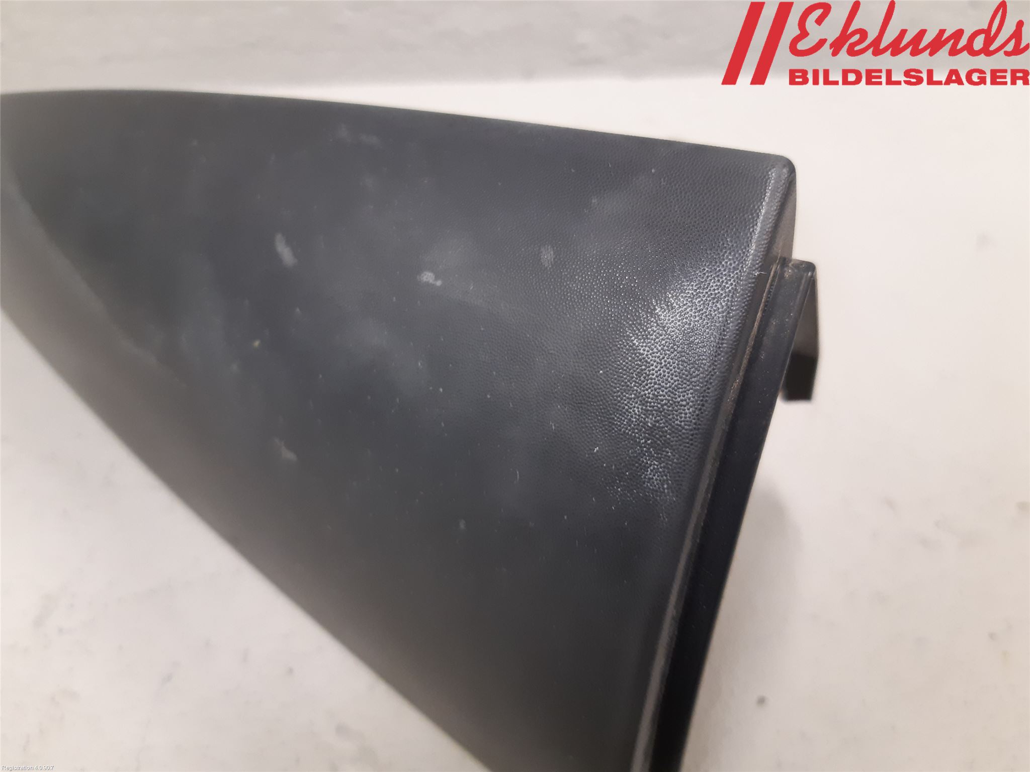 Renault KANGOO II 15-21 Bakljussarg