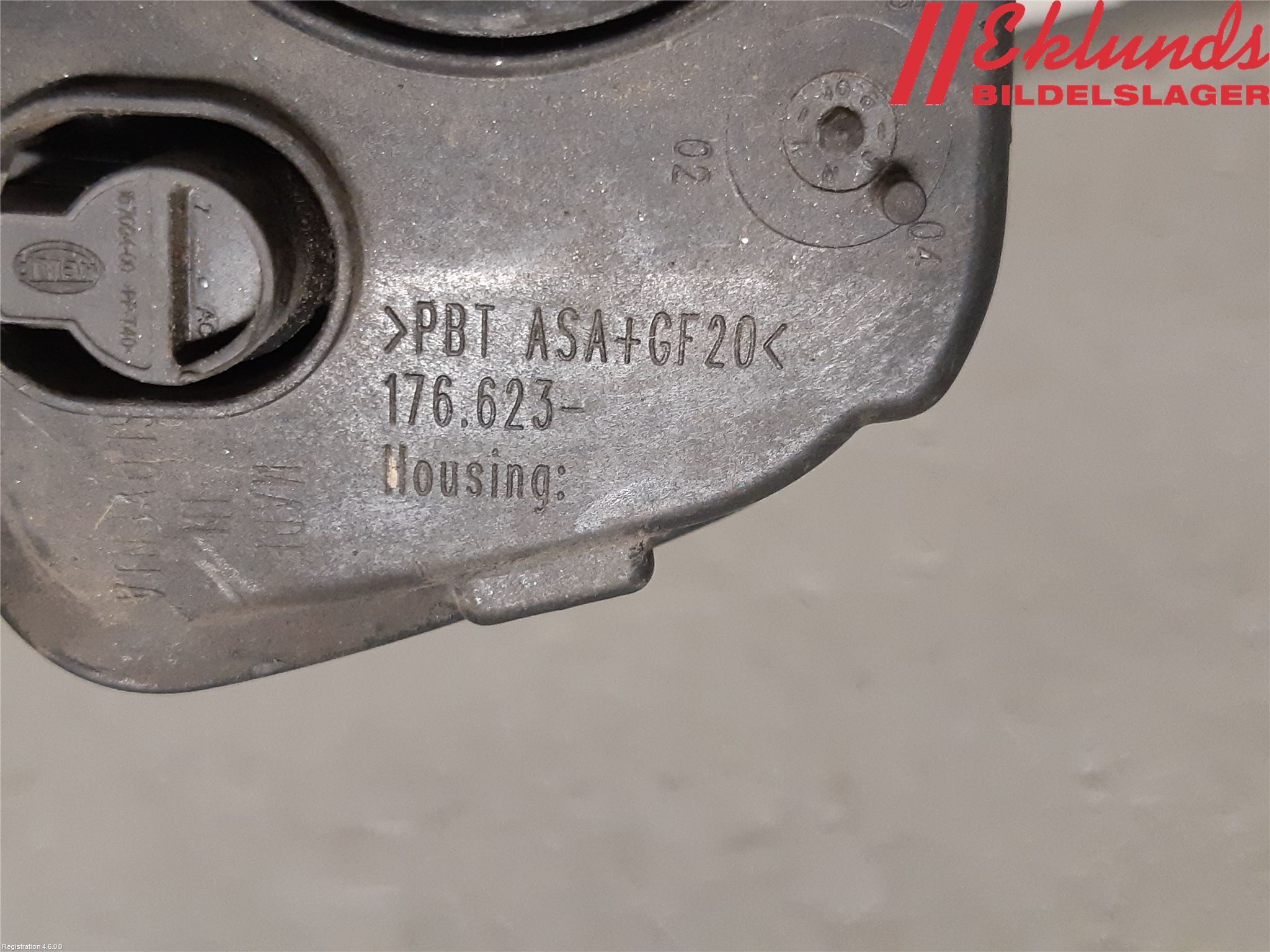 Volkswagen VW PASSAT 11-14 Dimljus-Varselljus Fram