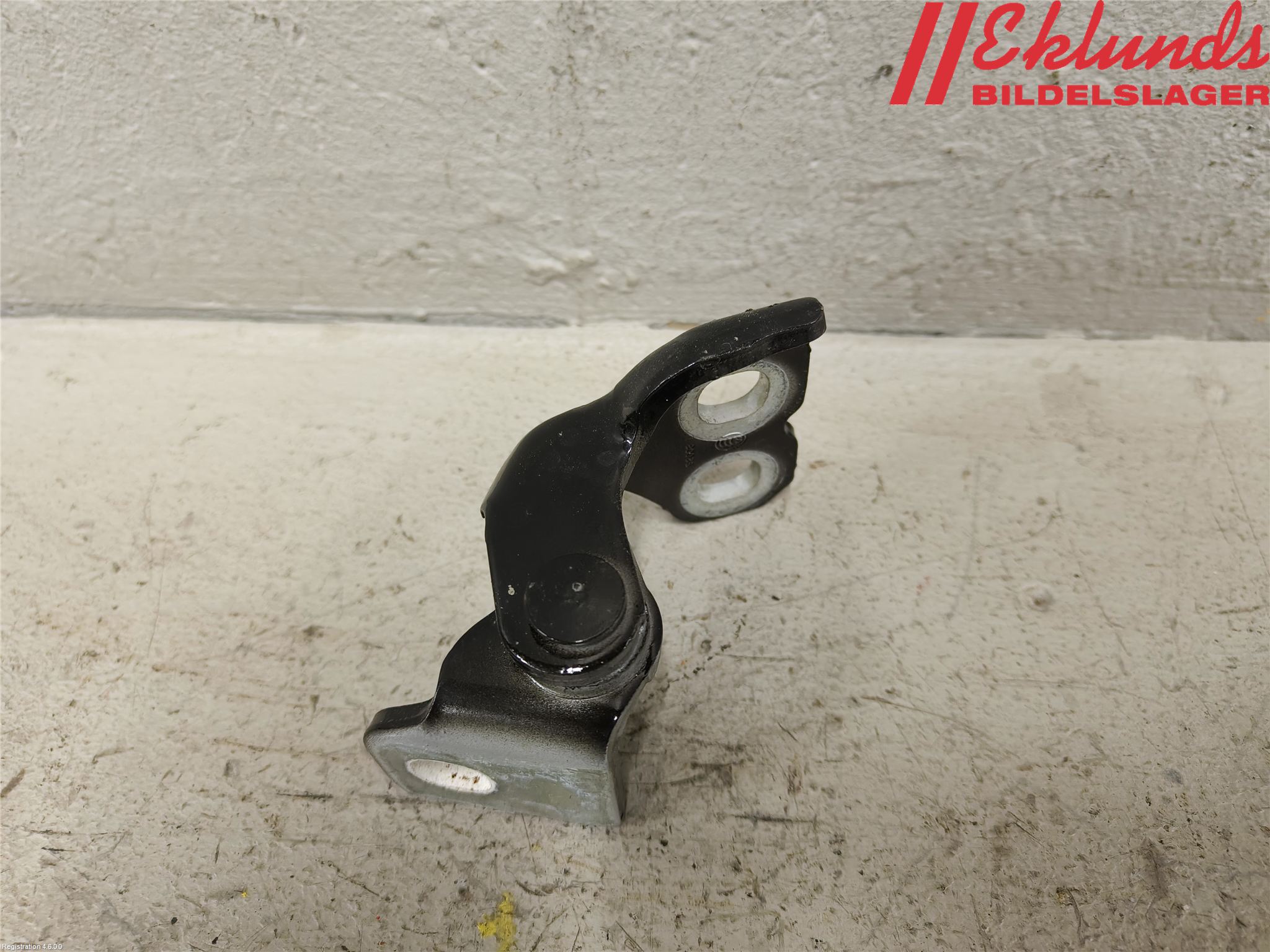 Fiat 500e 20- Dörrgångjärn