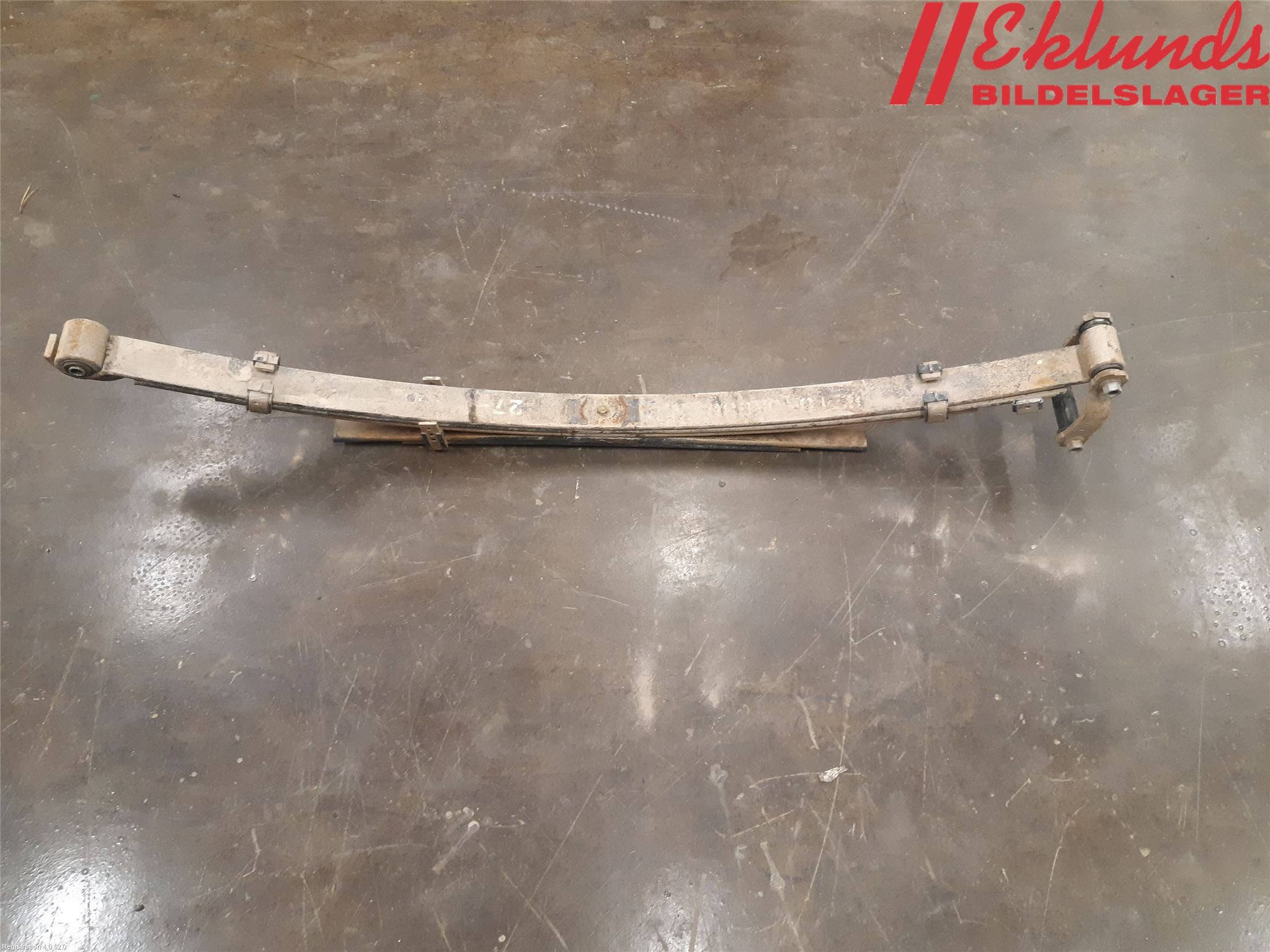 Toyota HILUX 16- Fjäder Bak Blad