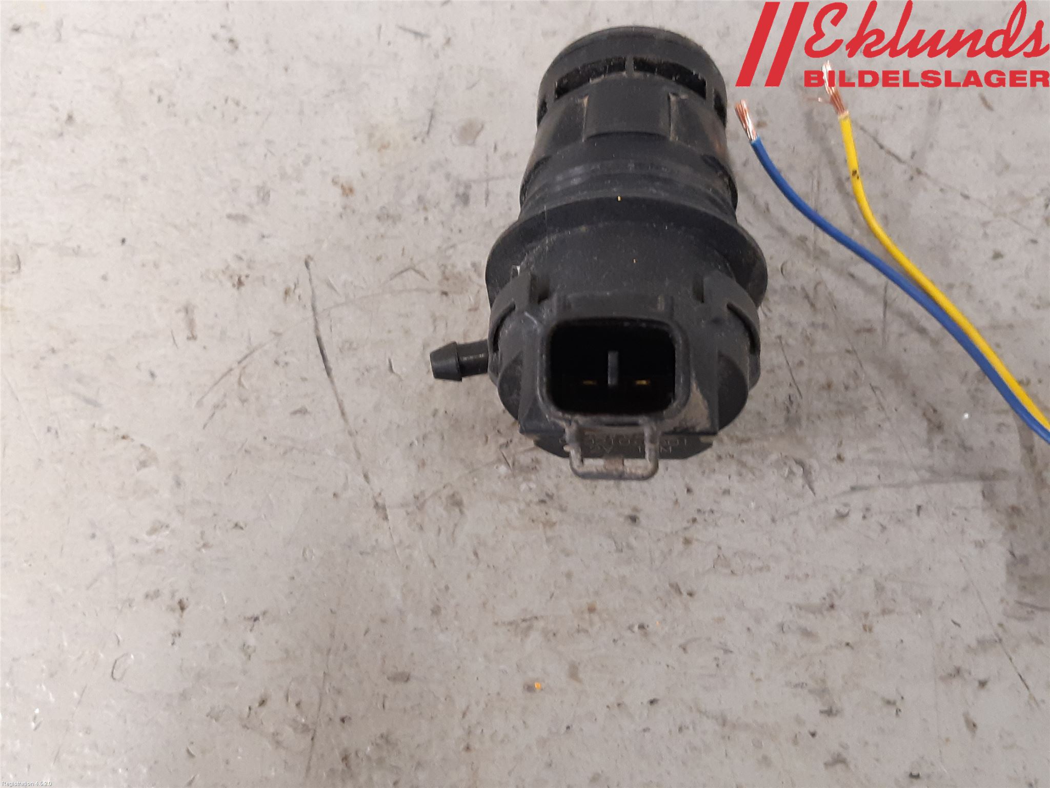 Toyota VERSO-S 11-16 Spolarpump Vindruta