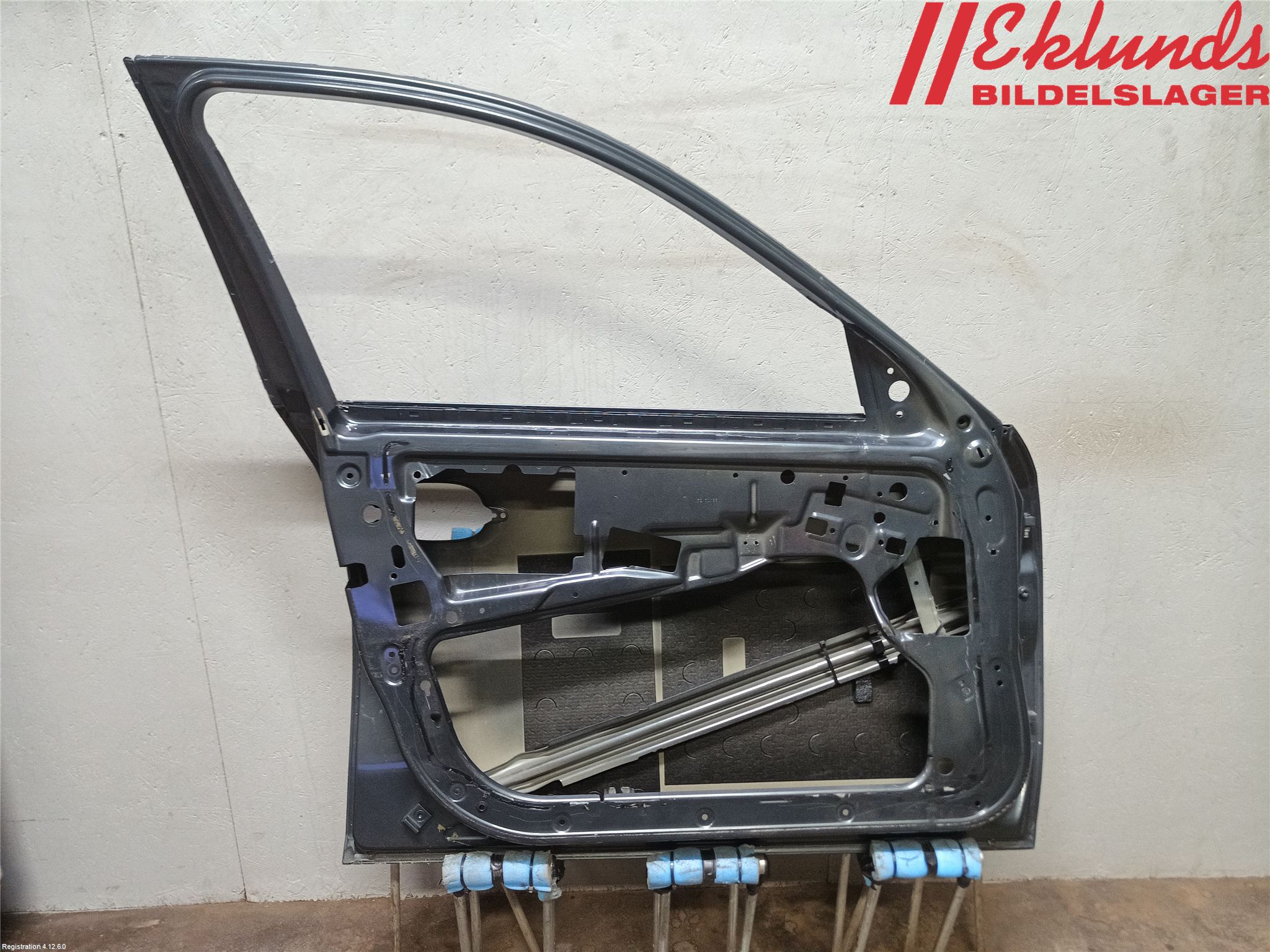 BMW 5 E60/61 Sed/Tou 02-10 Dörr Fram Vänster