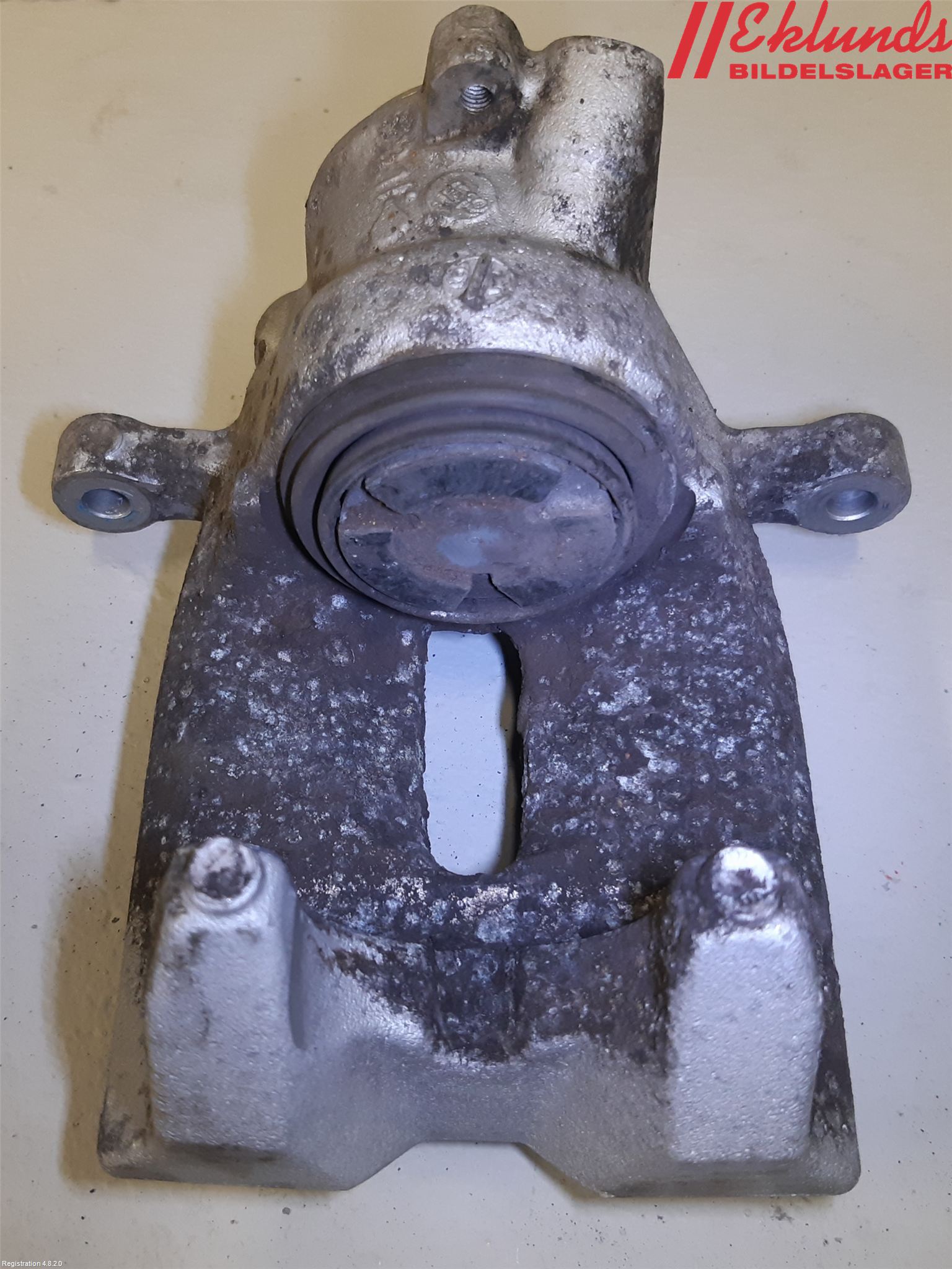 BMW 5 G30/G31/F90 17-23 Bromsok Bak Vänster