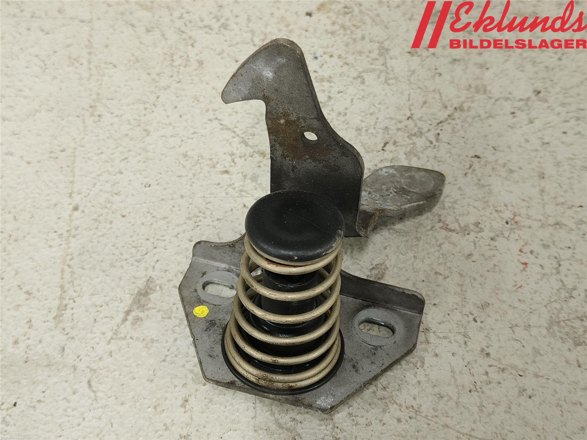 BMW 1 E87/81 5D/3D 03-11 Huv Spärr