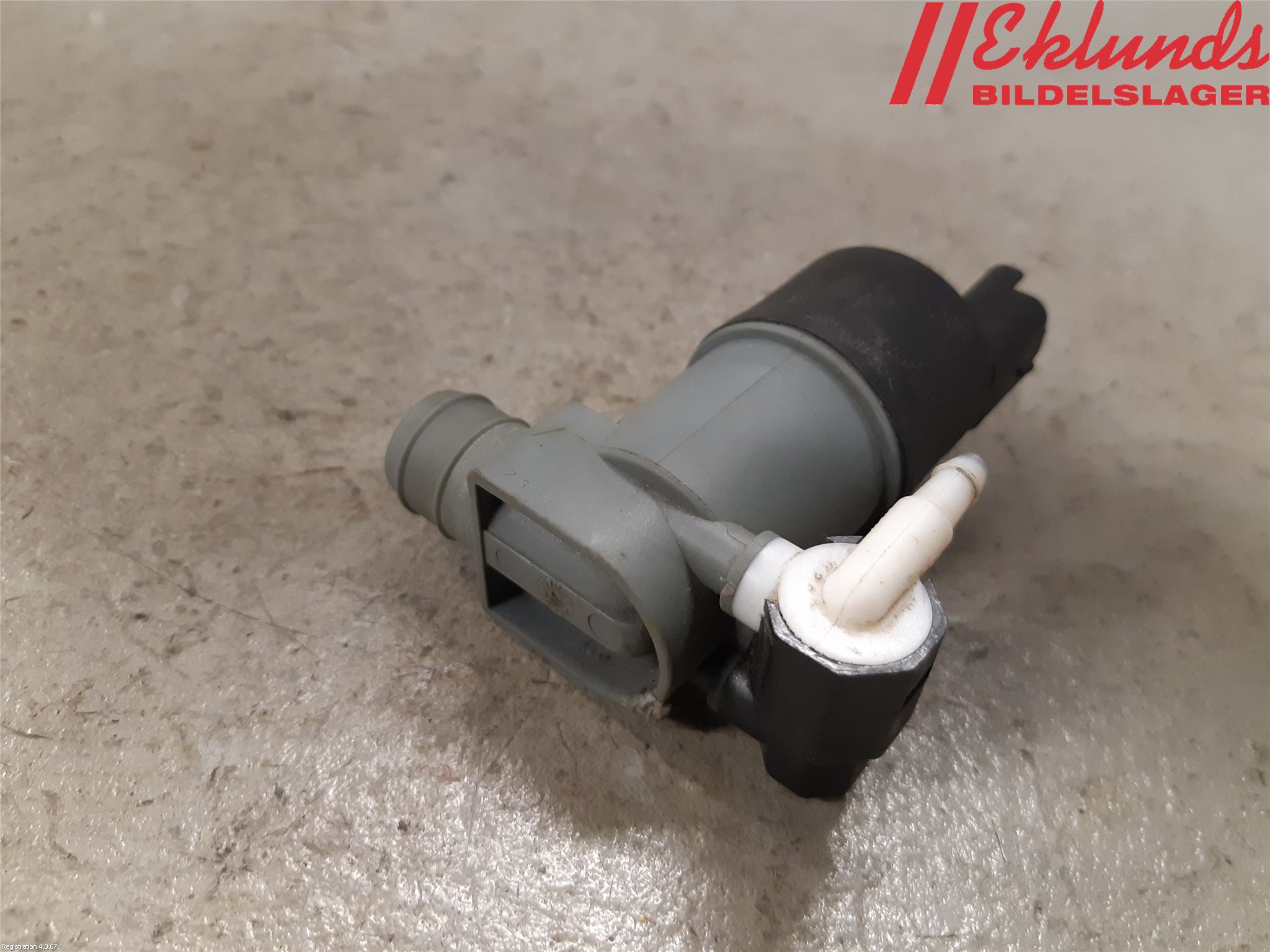 Nissan MICRA 11-16 Spolarpump Vindruta