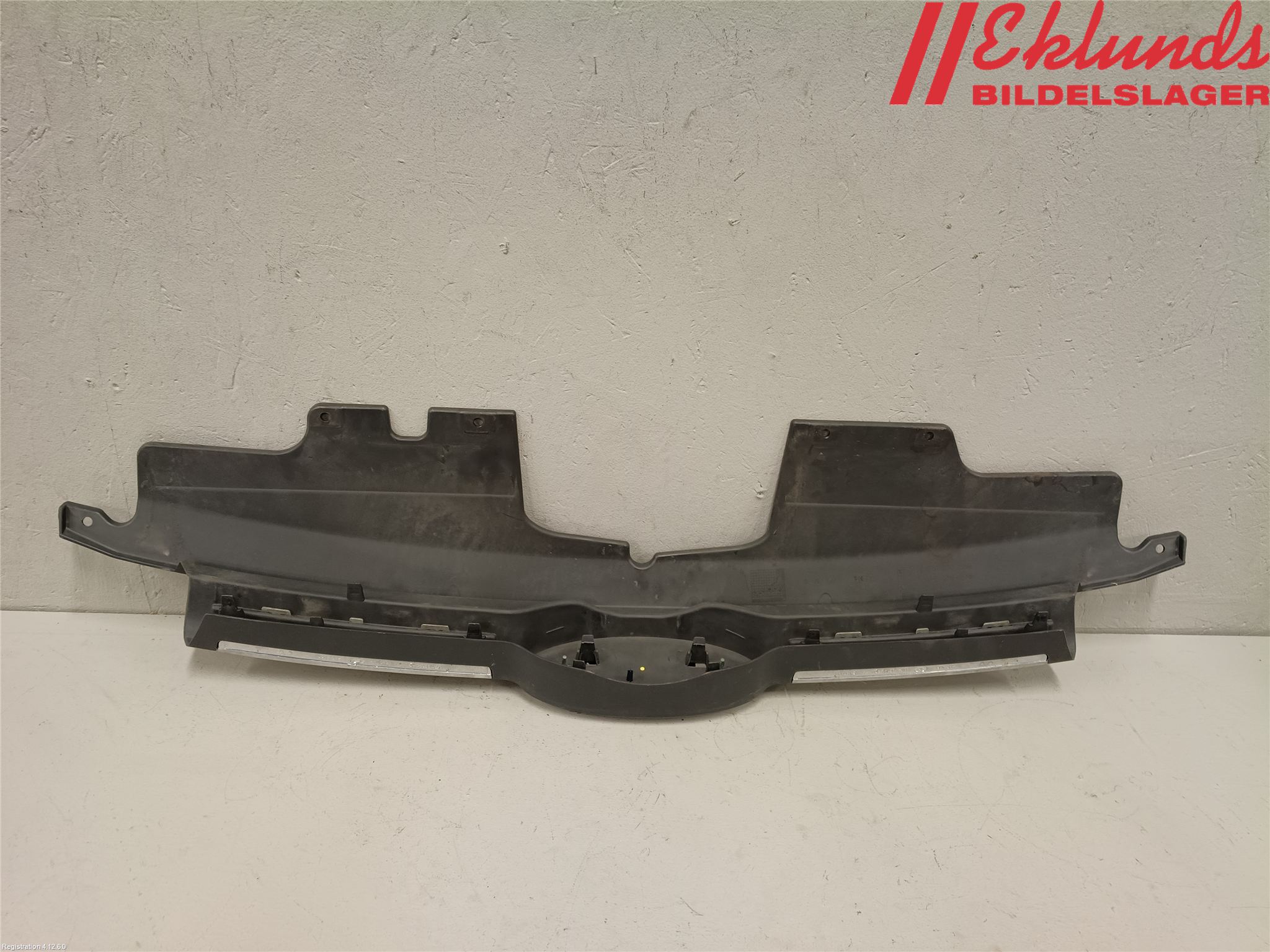 Ford TRANSIT/TOURNEO CUSTOM 13-24 Grill Komp