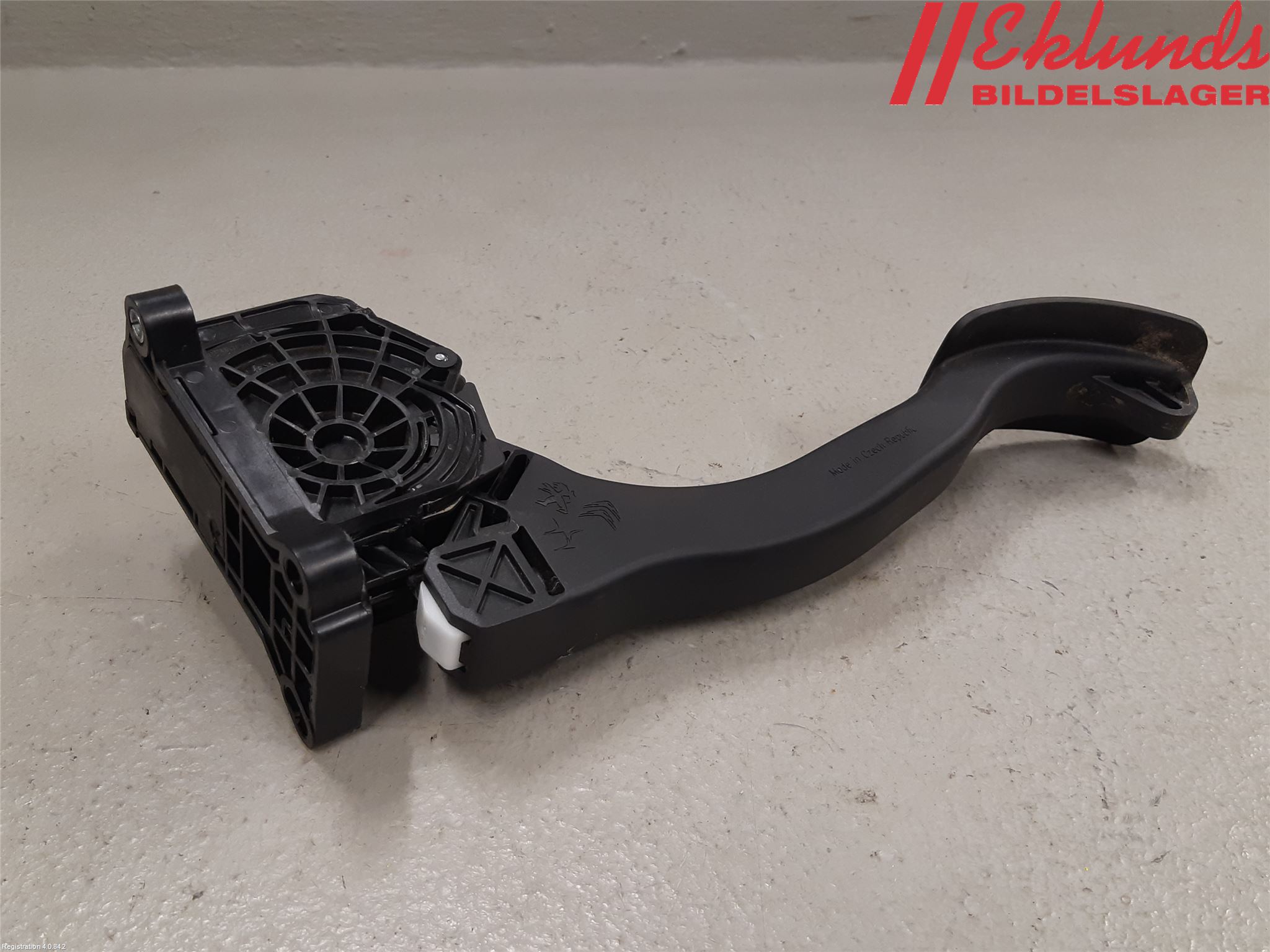 Peugeot EXPERT/E-EXPERT 17- Gaspedal