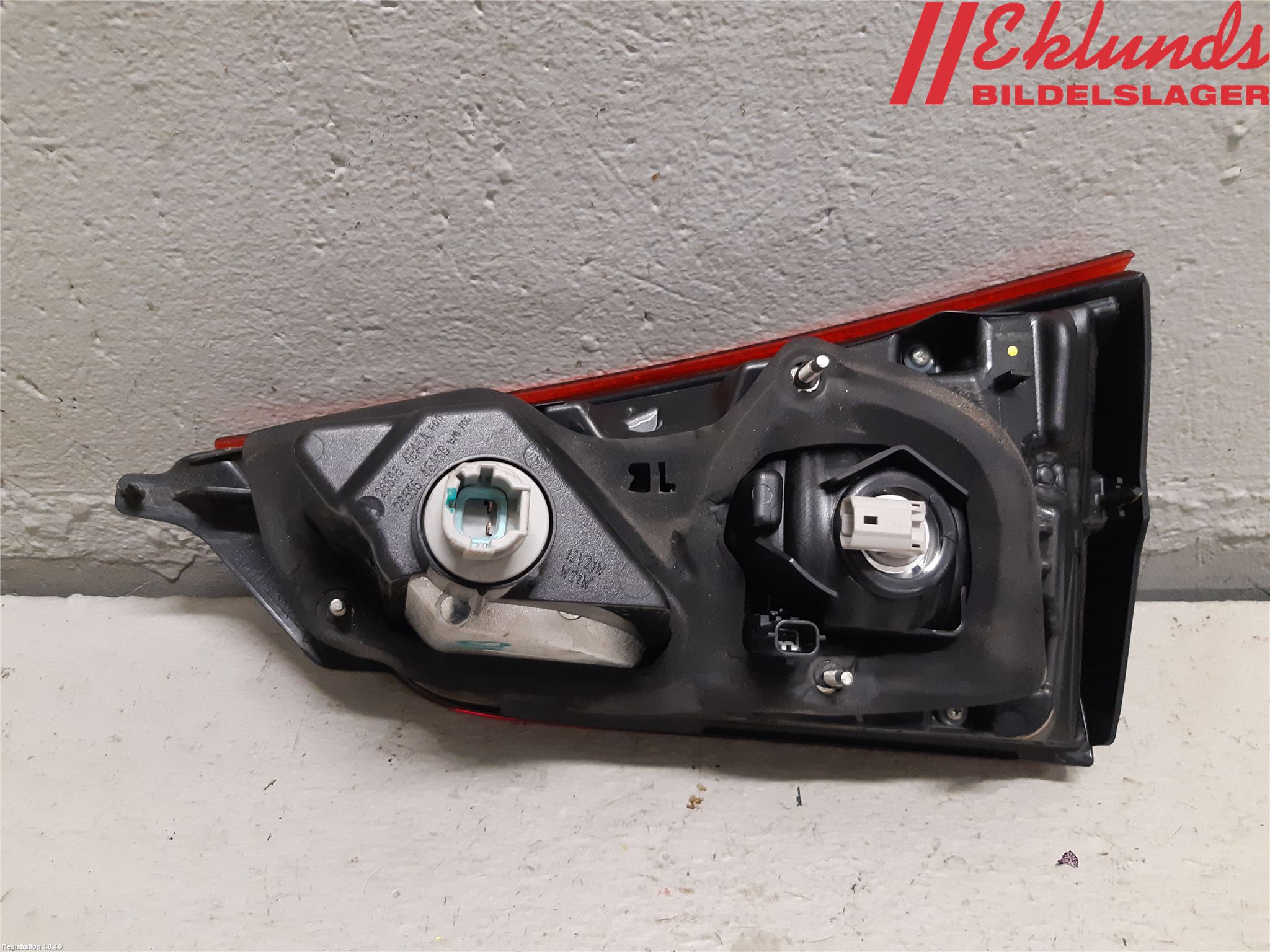 Nissan QASHQAI 14-17 Bakljus Lucka Vä