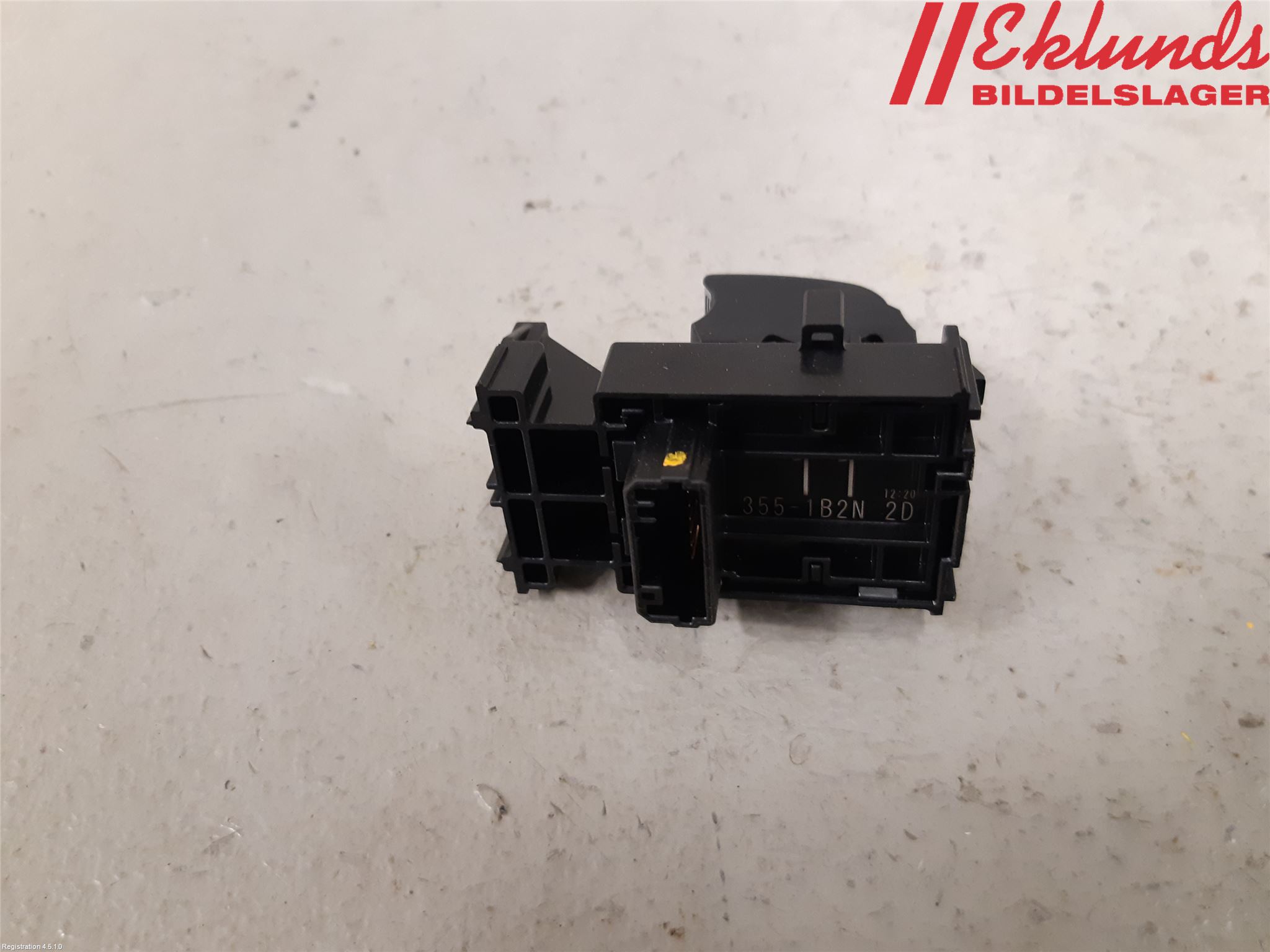 Toyota COROLLA 19- Strömställare Elhiss