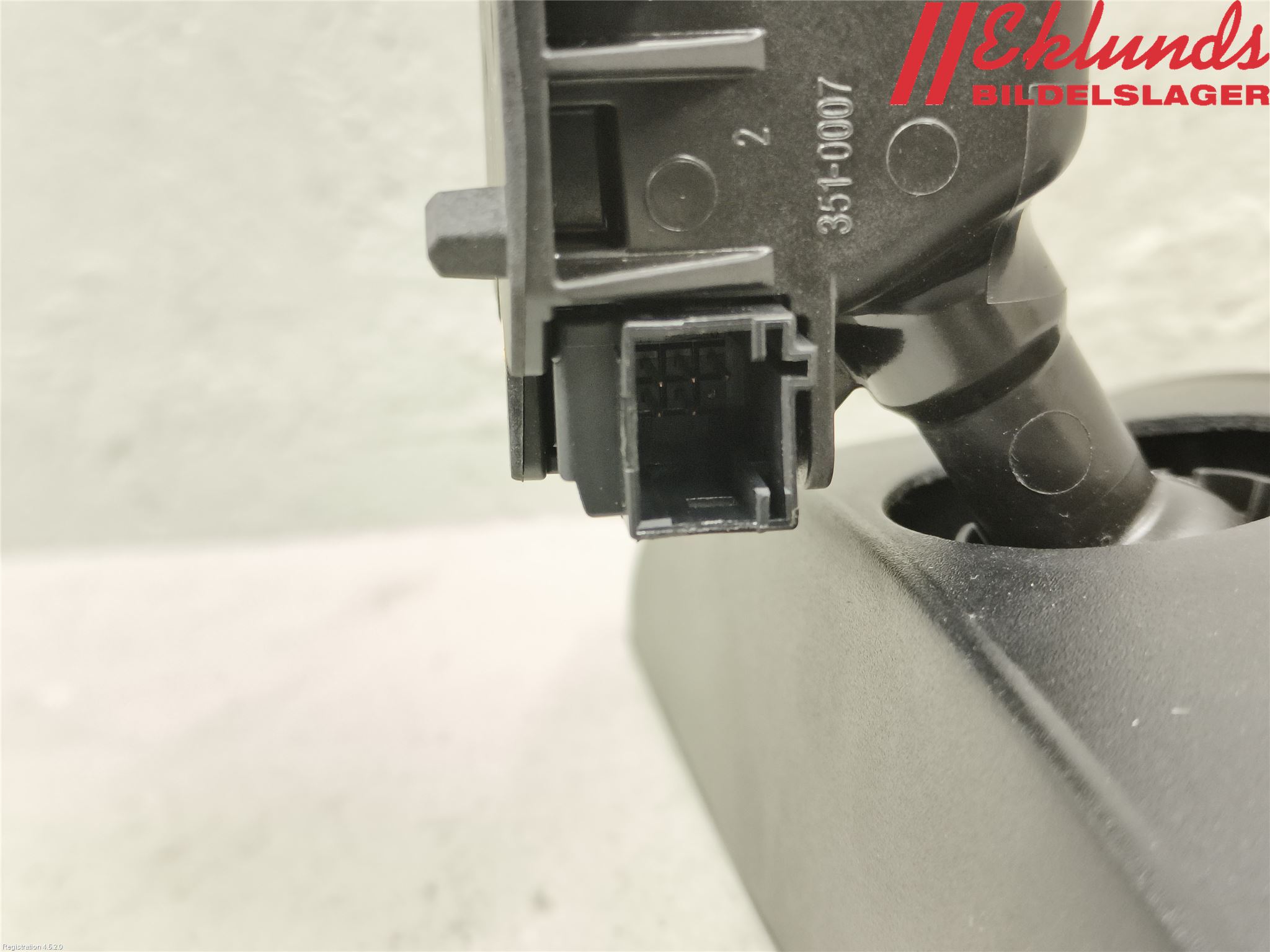 Peugeot 2008/E-2008 20- Spegel Invändig El