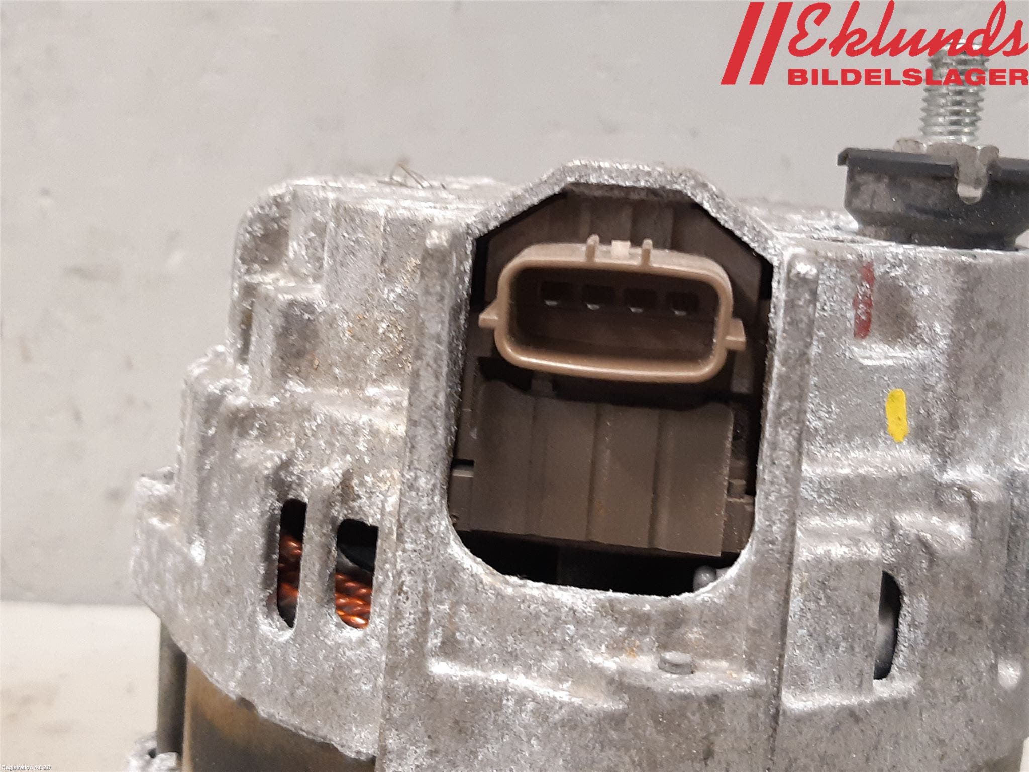 Mitsubishi OUTLANDER 13-21 Generator