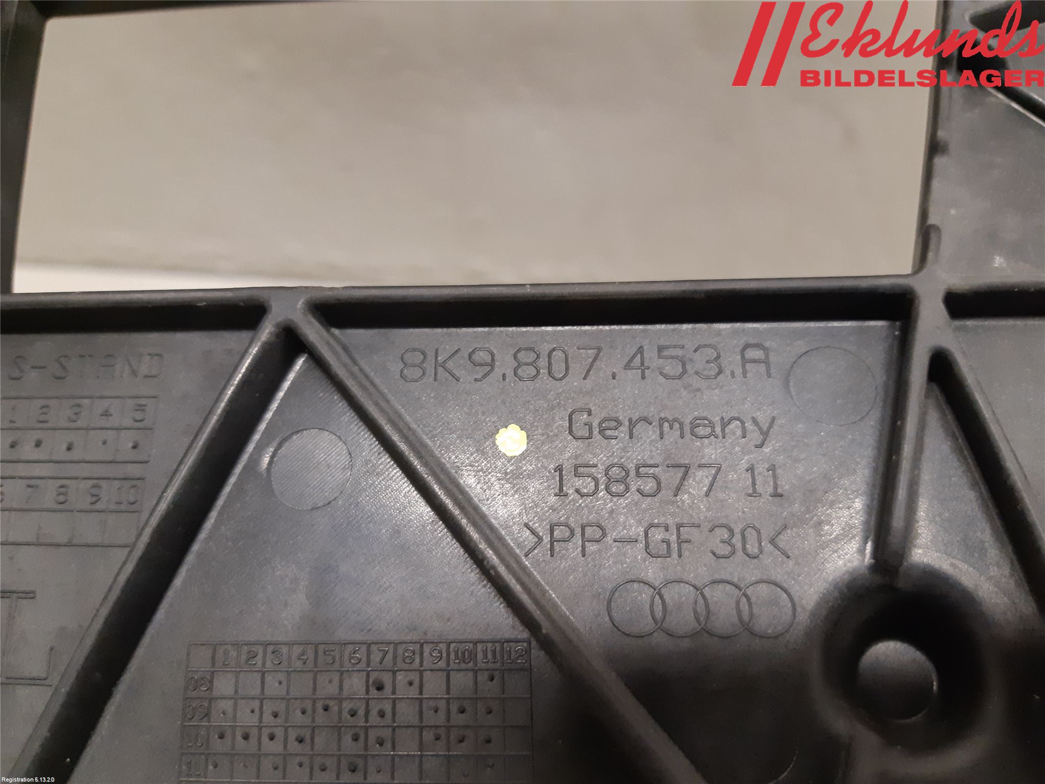 Audi A4 ALLROAD 09-16 Stötfångarfäste Bak Vä