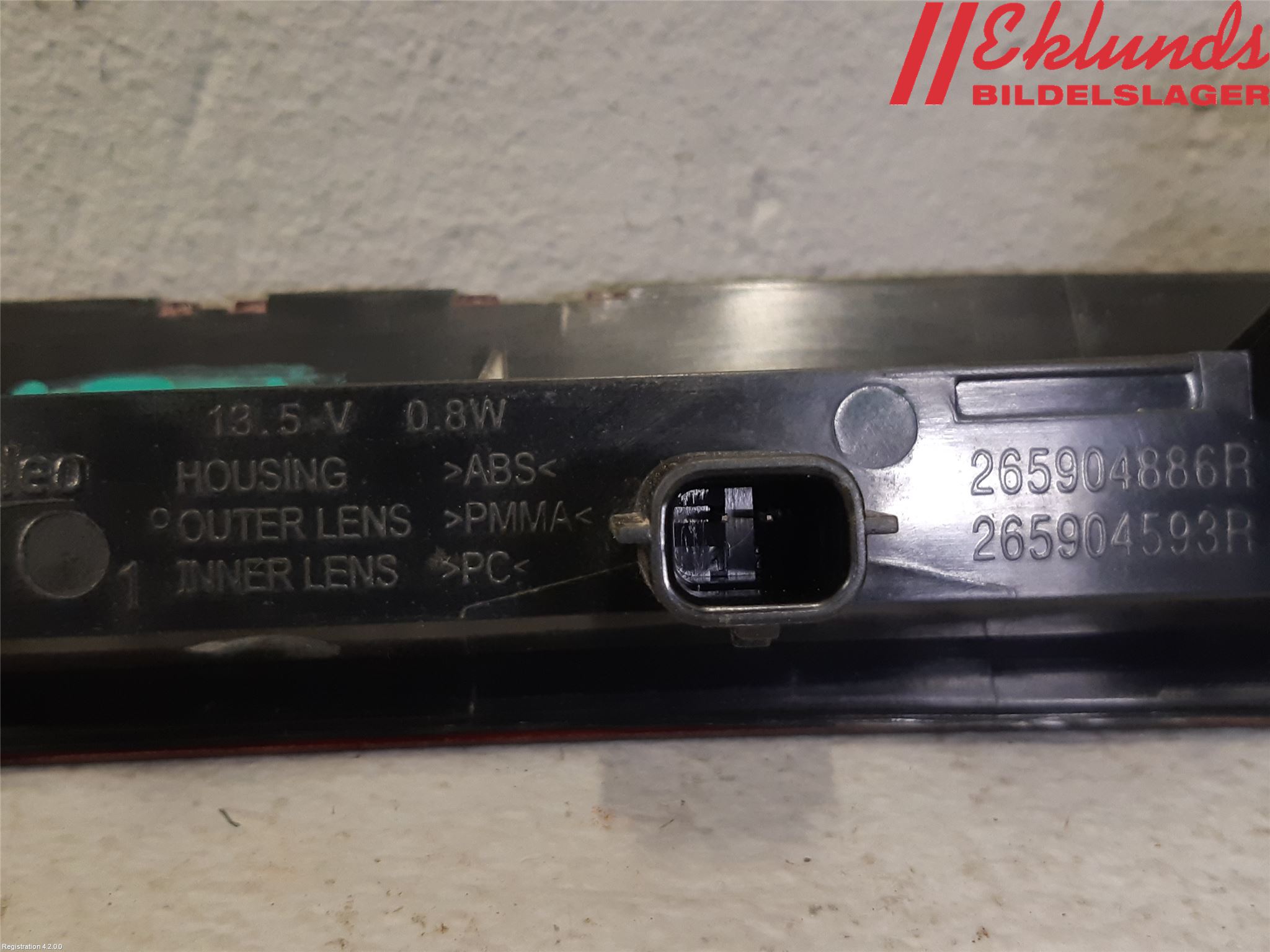 Renault CLIO IV 12-16 Bromsljus Bakruta