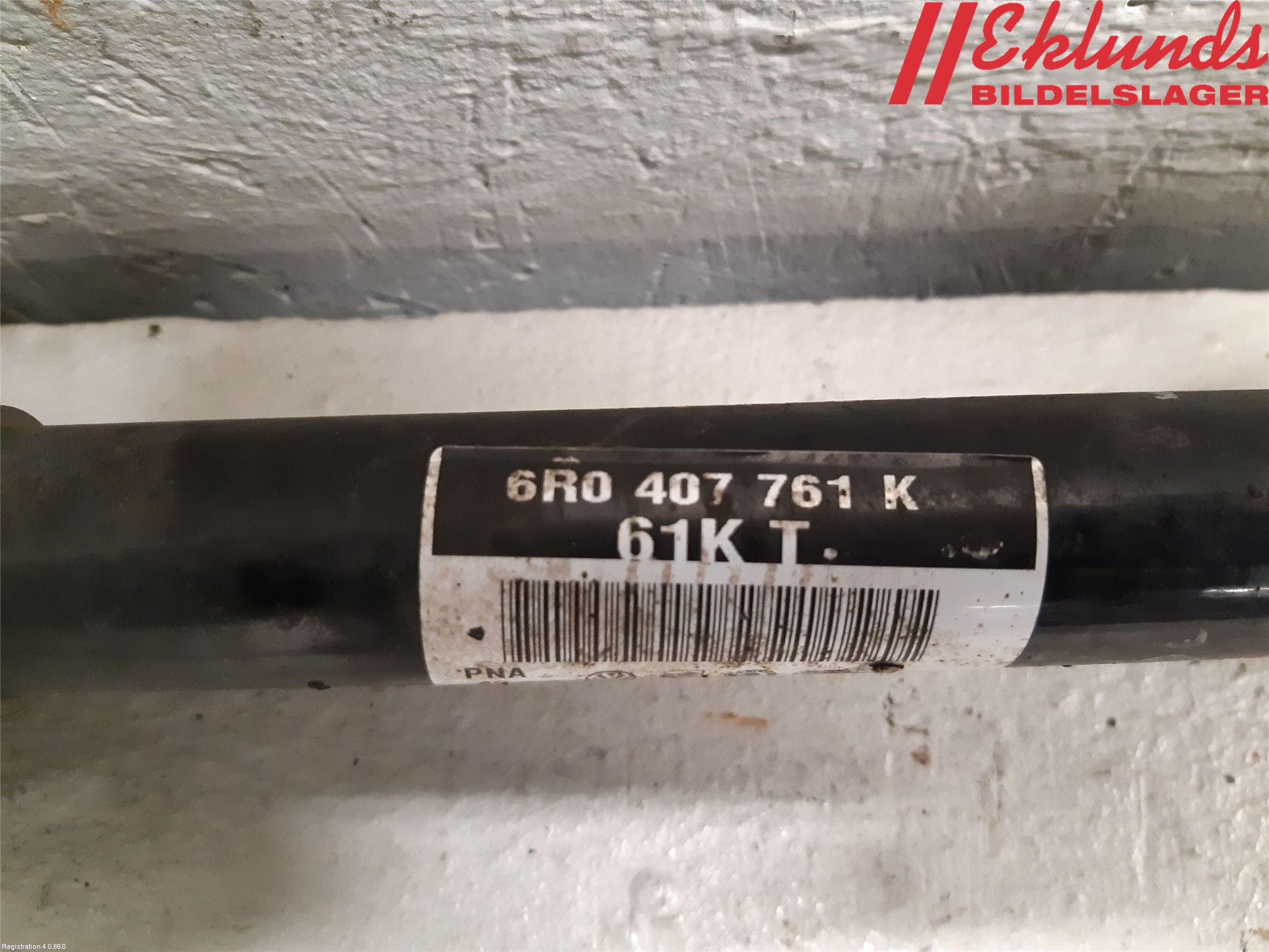 Volkswagen VW POLO 10-17 Drivaxel Fram Vänster