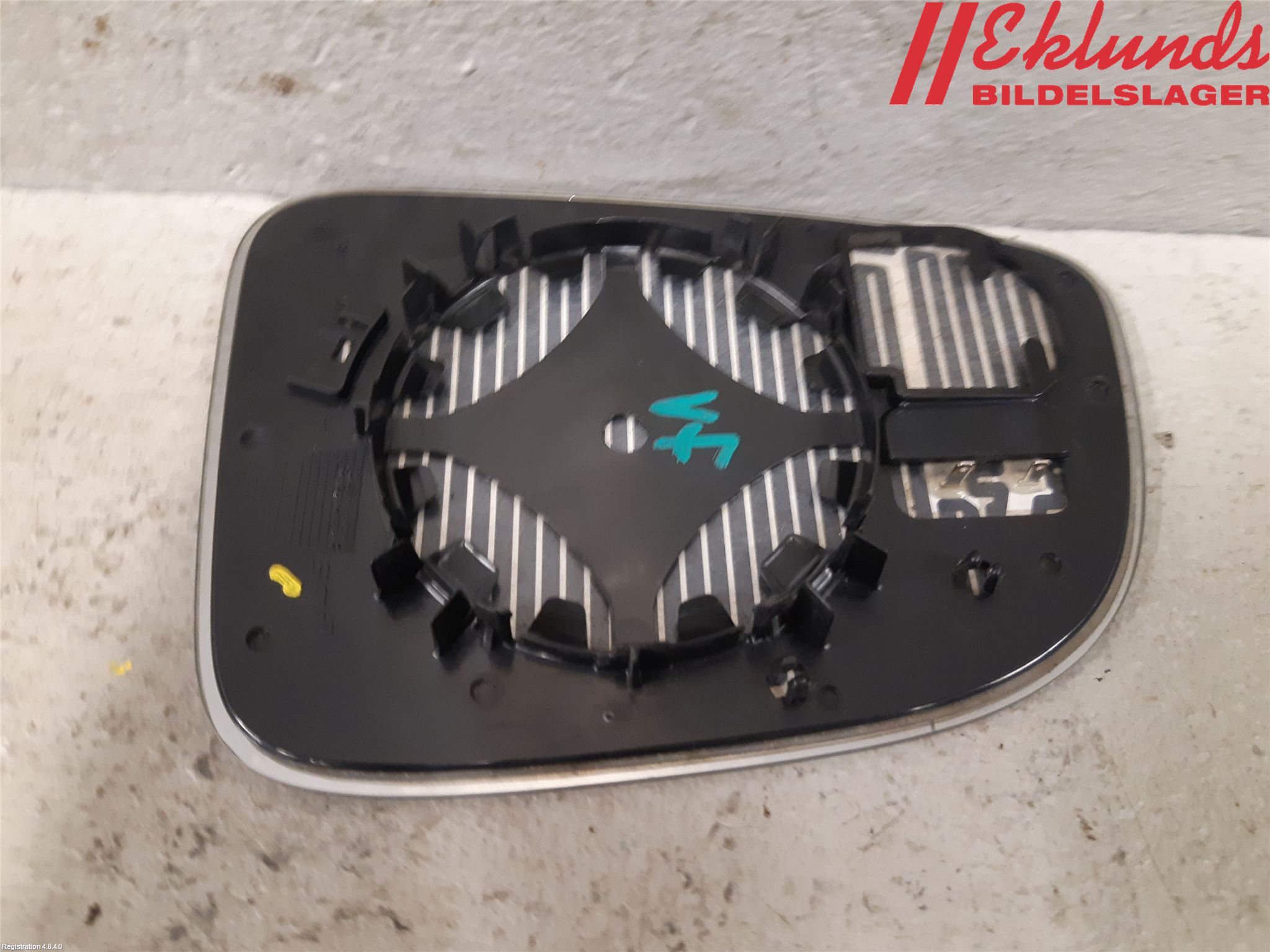 Mazda 2 (DJ) 15-22 Spegelglas Vä