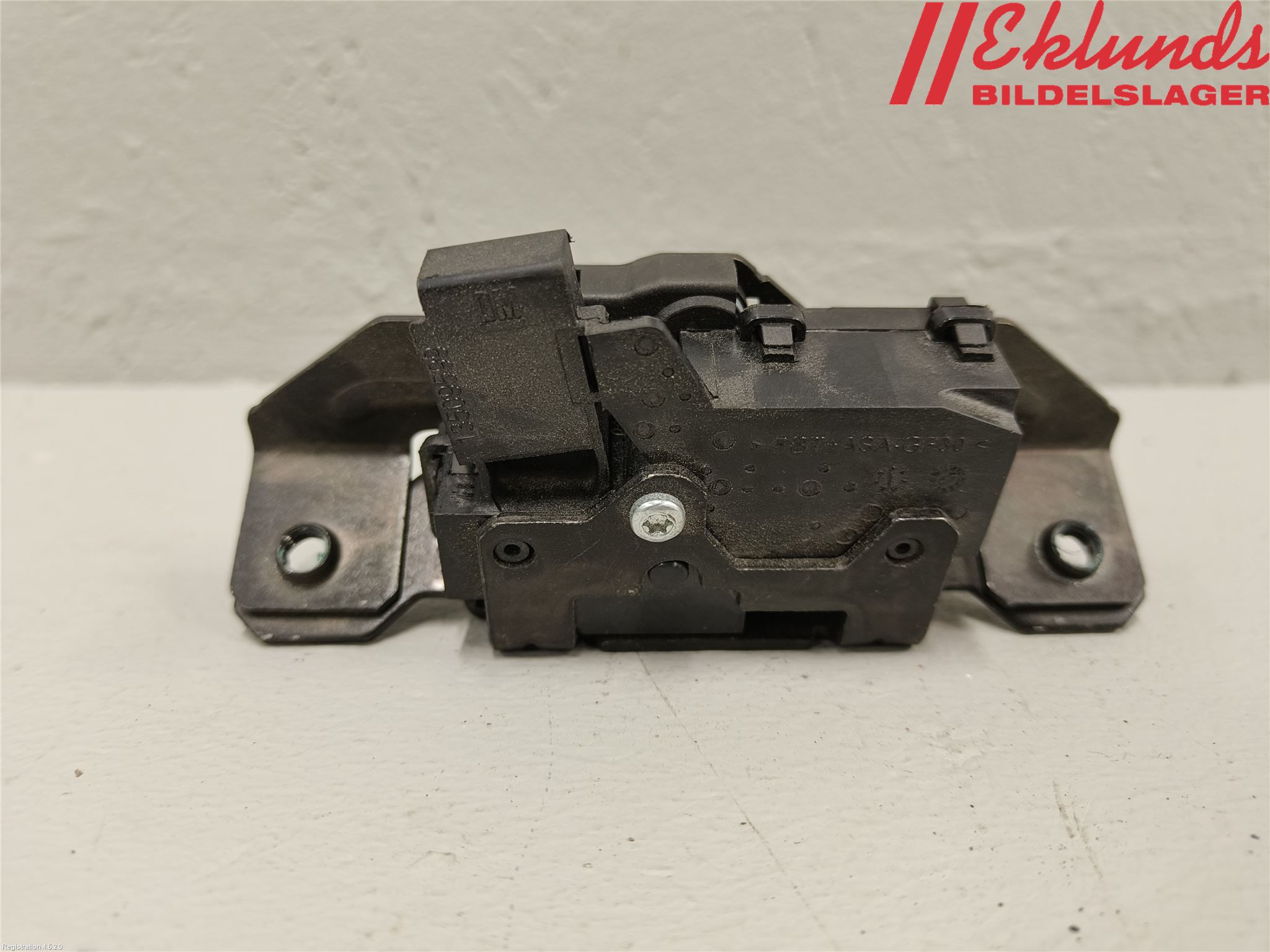 Opel INSIGNIA 17- Låskista Baklucka