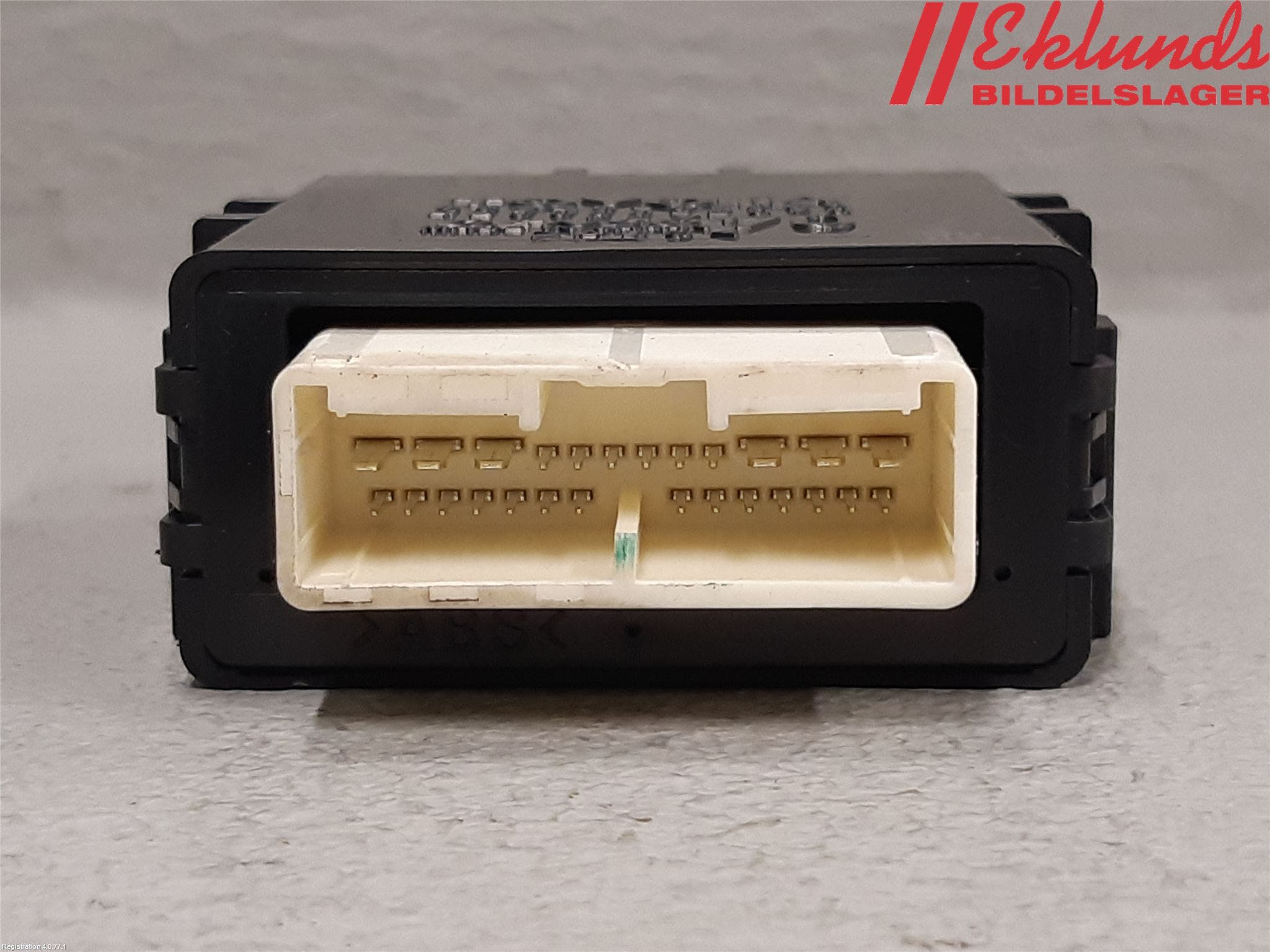 Toyota AURIS 13-19 Relä Torkarmotor