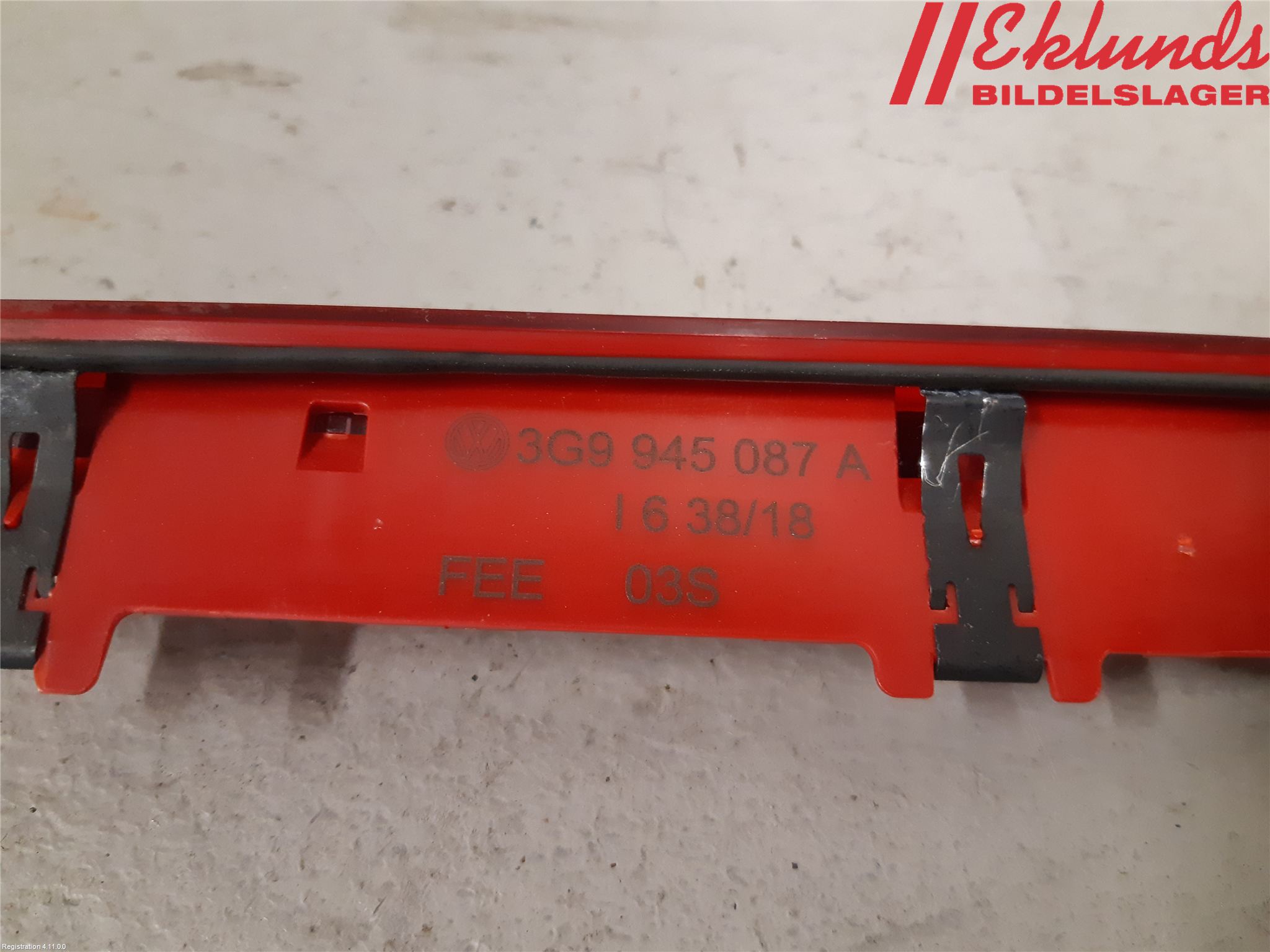 Volkswagen VW PASSAT 15-19 Bromsljus Bakruta