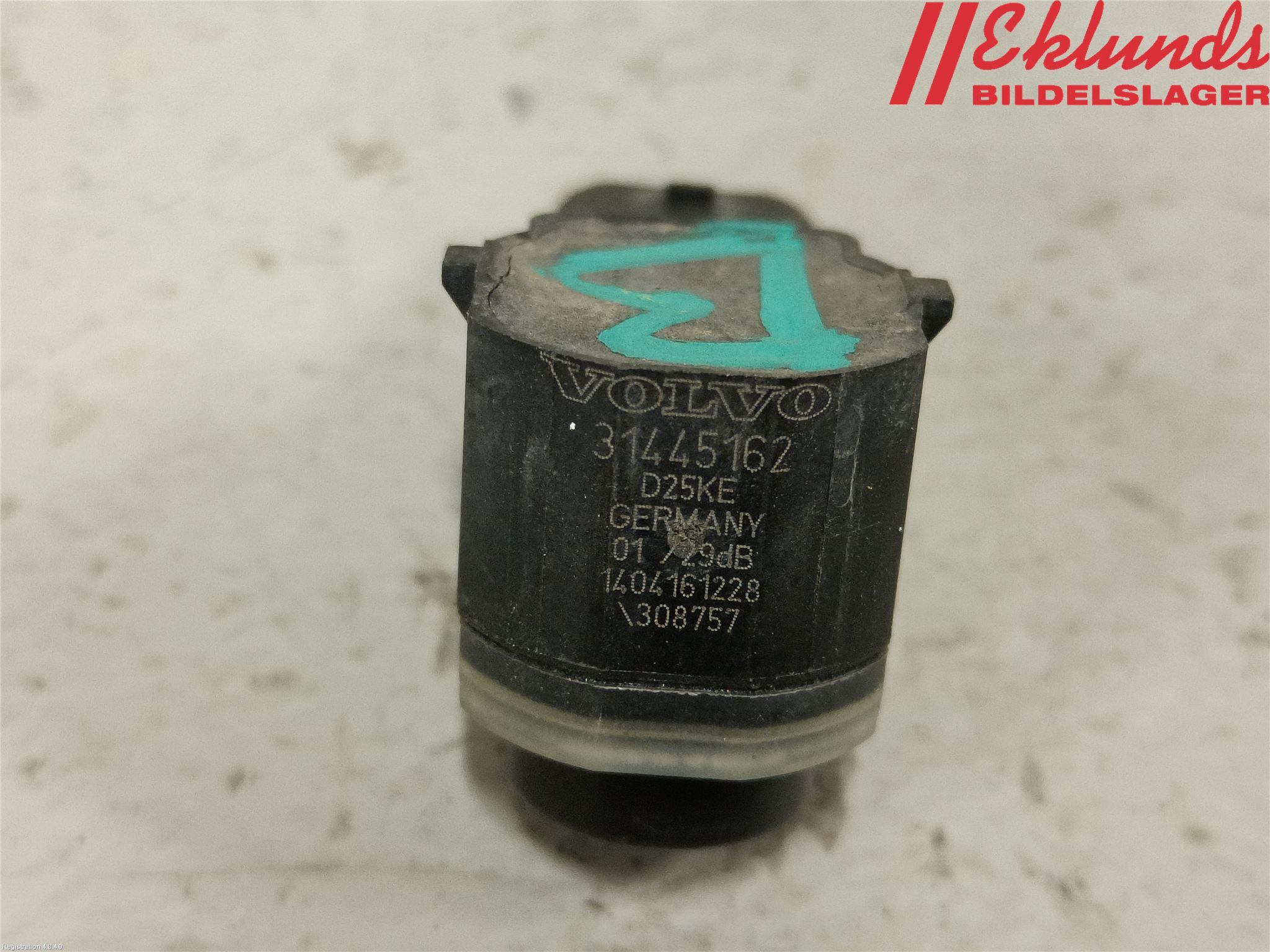 Volvo V40 12-19 Parkeringshjälp Backsensor