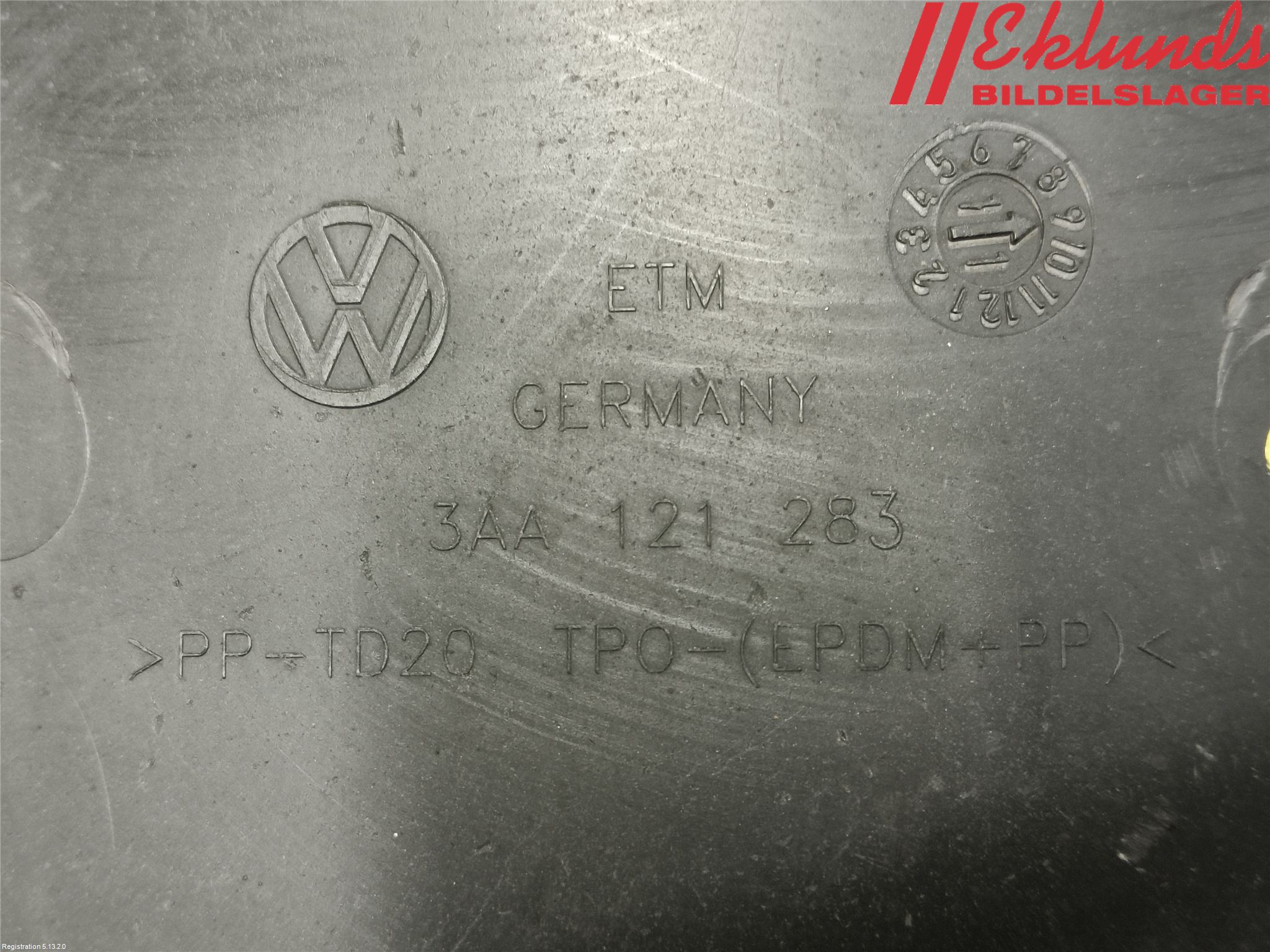 Volkswagen VW PASSAT 11-14 Deflektor Plåt-Plast Kylning