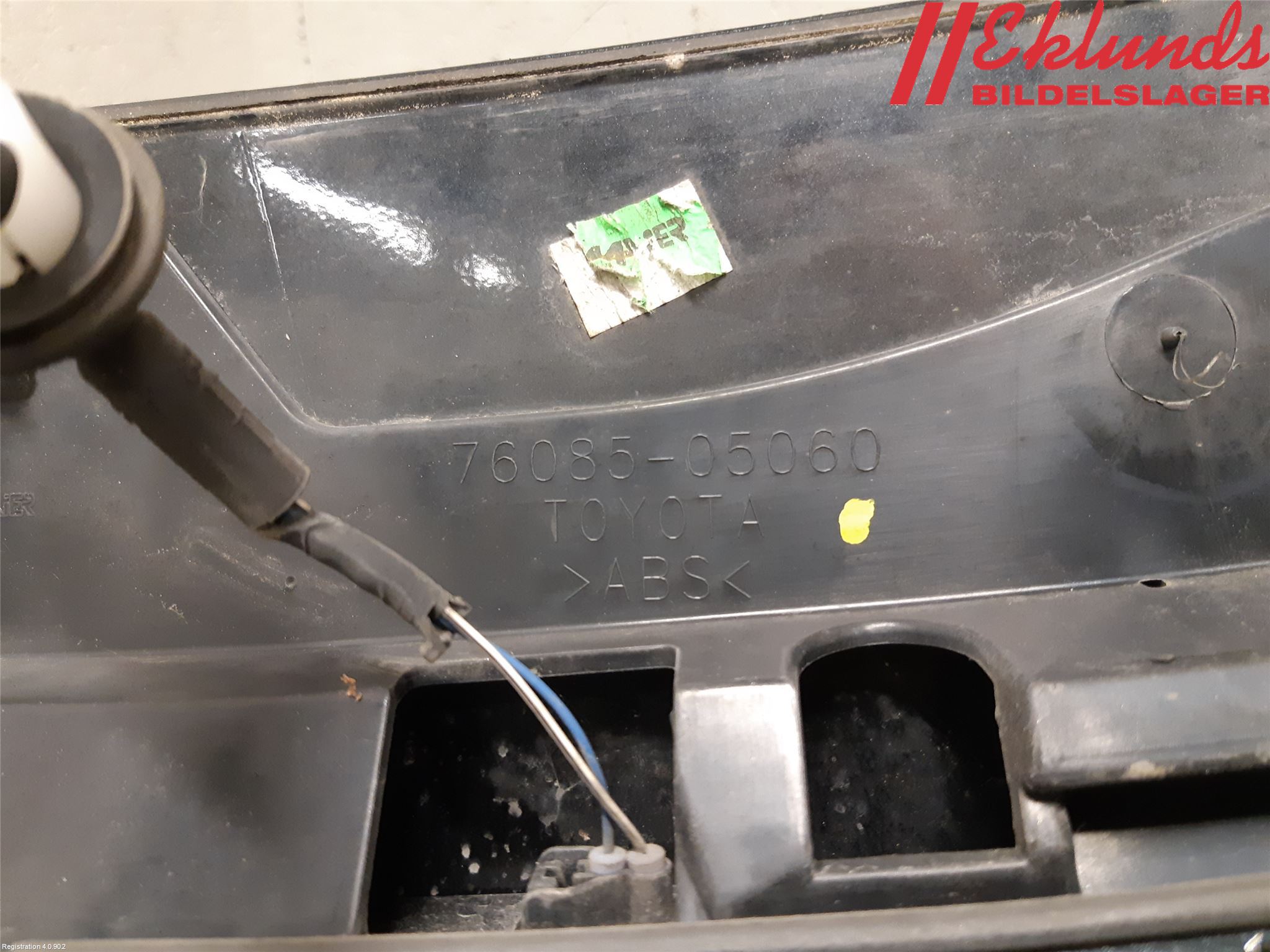 Toyota AVENSIS 09-15 Spoiler Baklucka