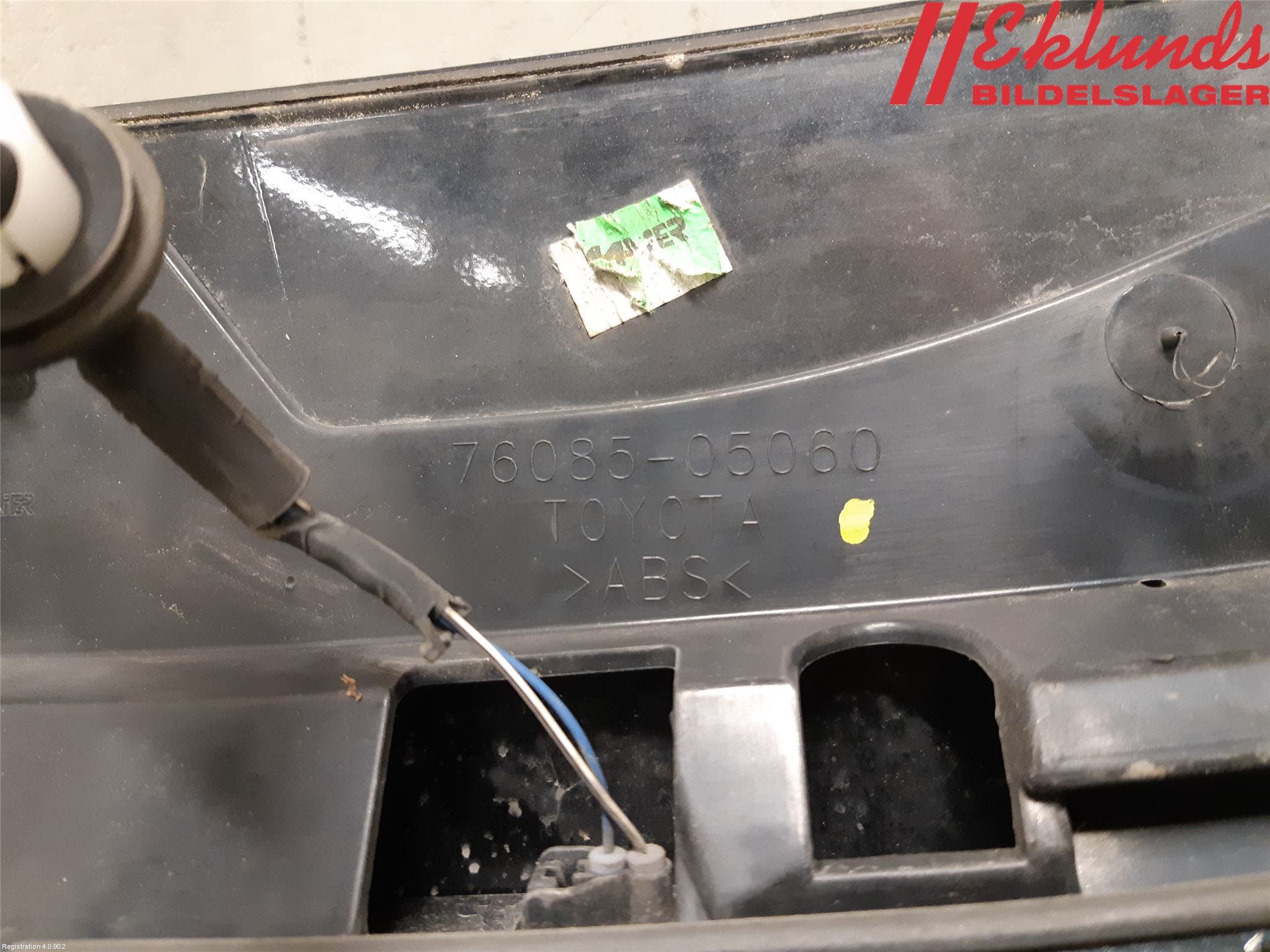 Toyota AVENSIS 09-15 Spoiler Baklucka