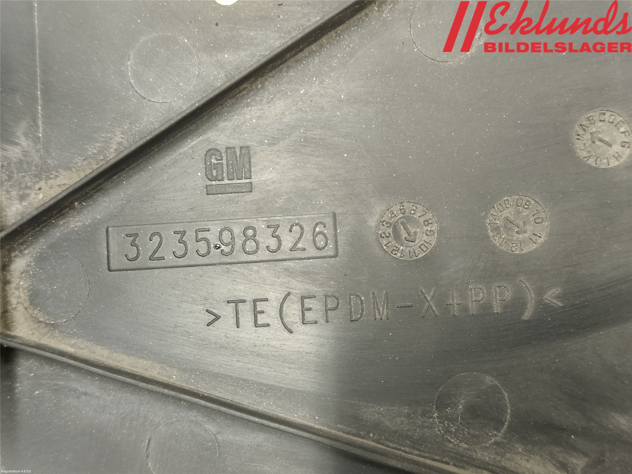 Opel INSIGNIA 09-16 Deflektor Plåt-Plast Kylning