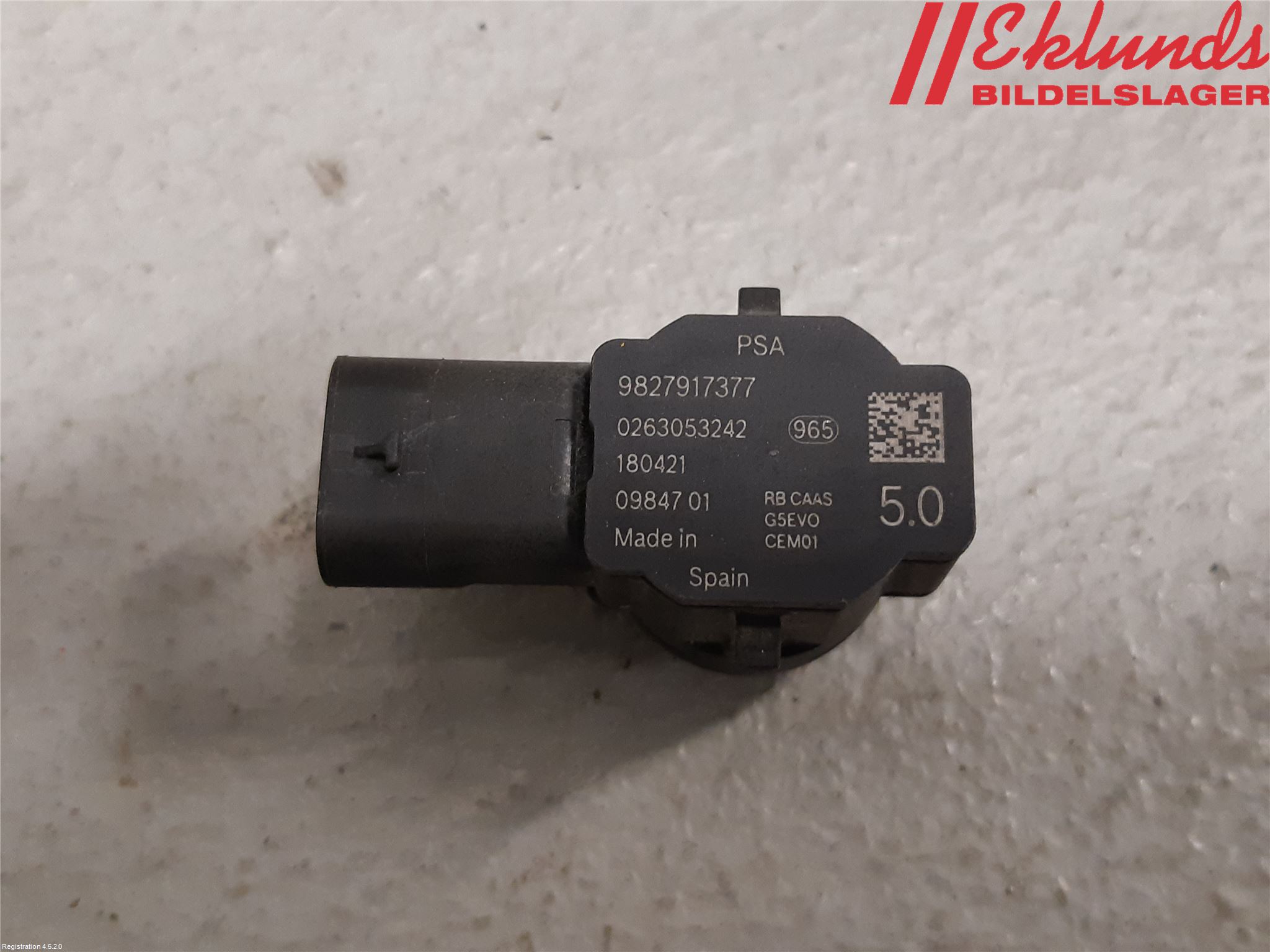 Peugeot 3008 17-24 Parkeringshjälp Frontsensor