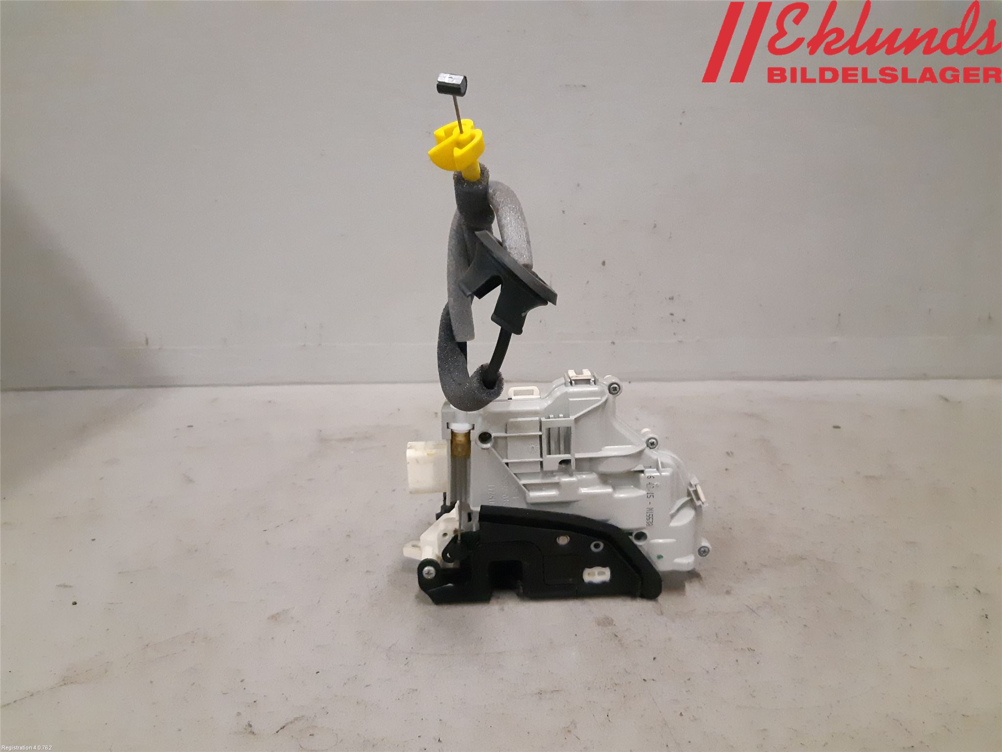 Audi A4/S4 B9 16-19 Låskista-Dörrlås