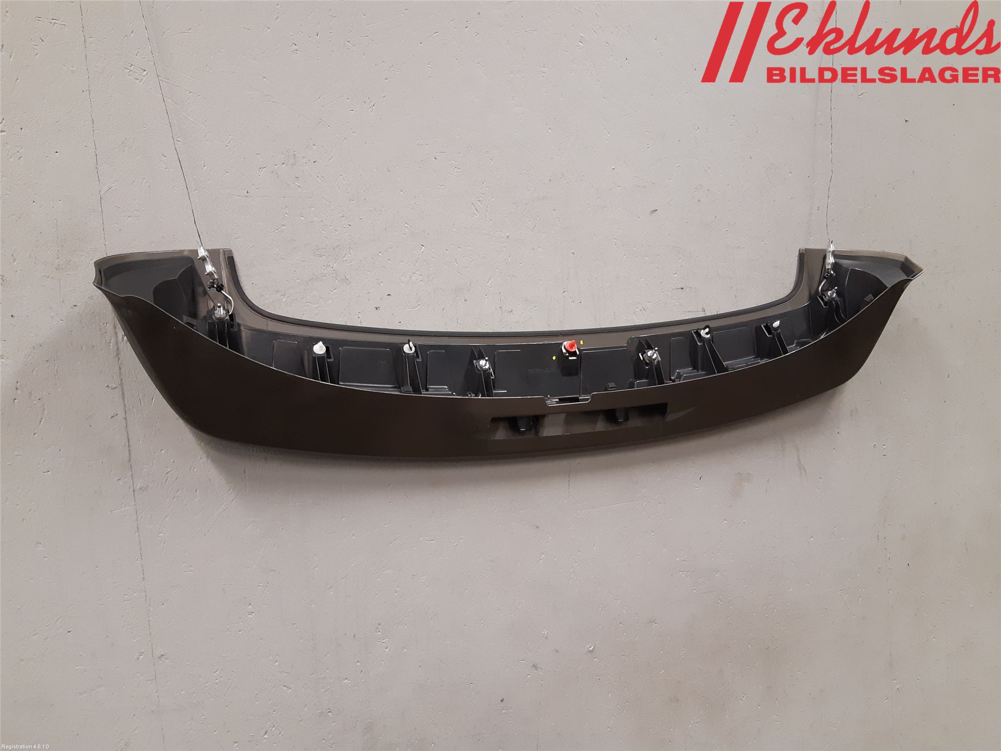 Toyota RAV4 13-18 Spoiler Baklucka