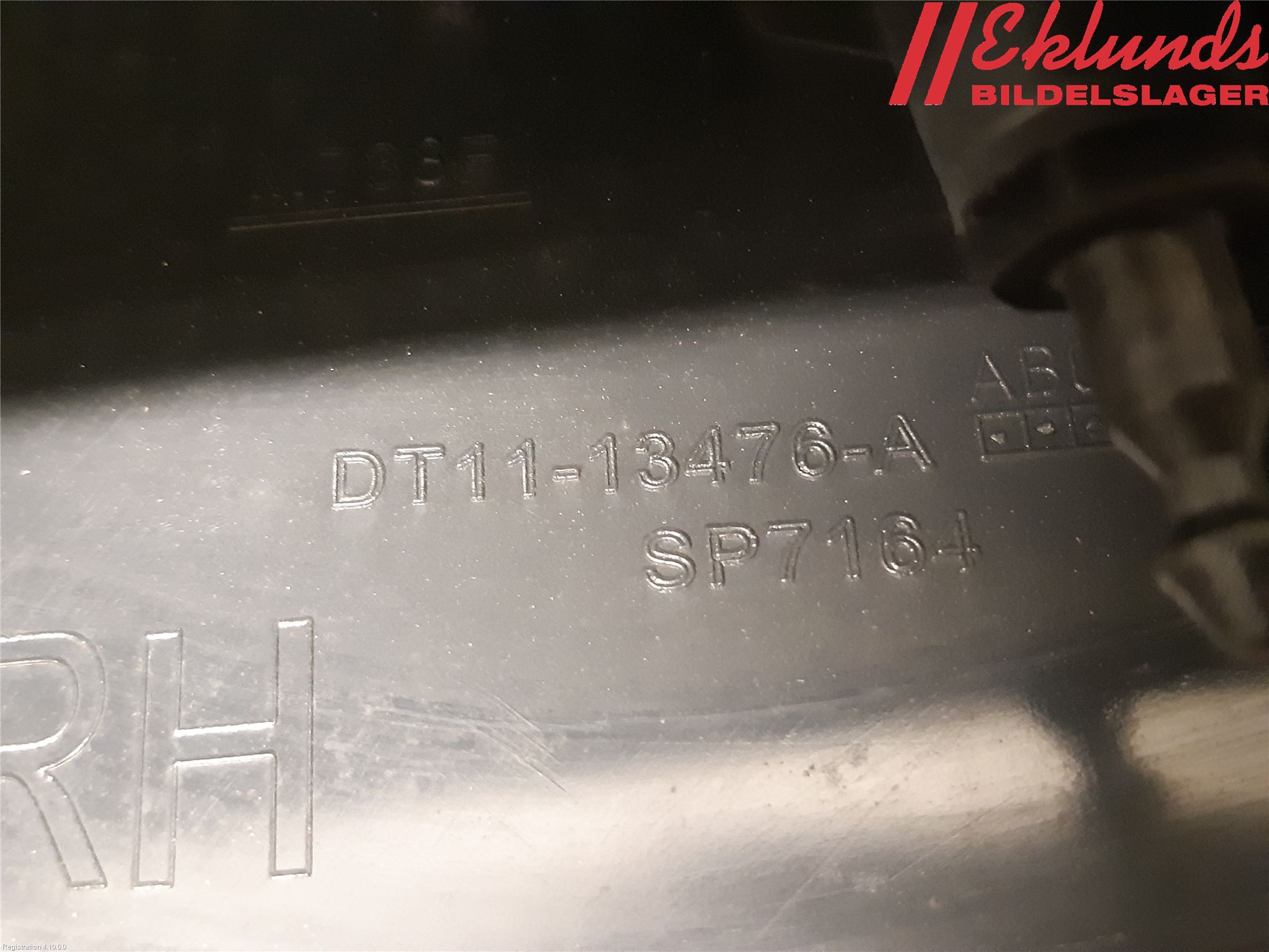 Ford TRANSIT/TOURNEO CONNECT 13-22 Bakljussarg