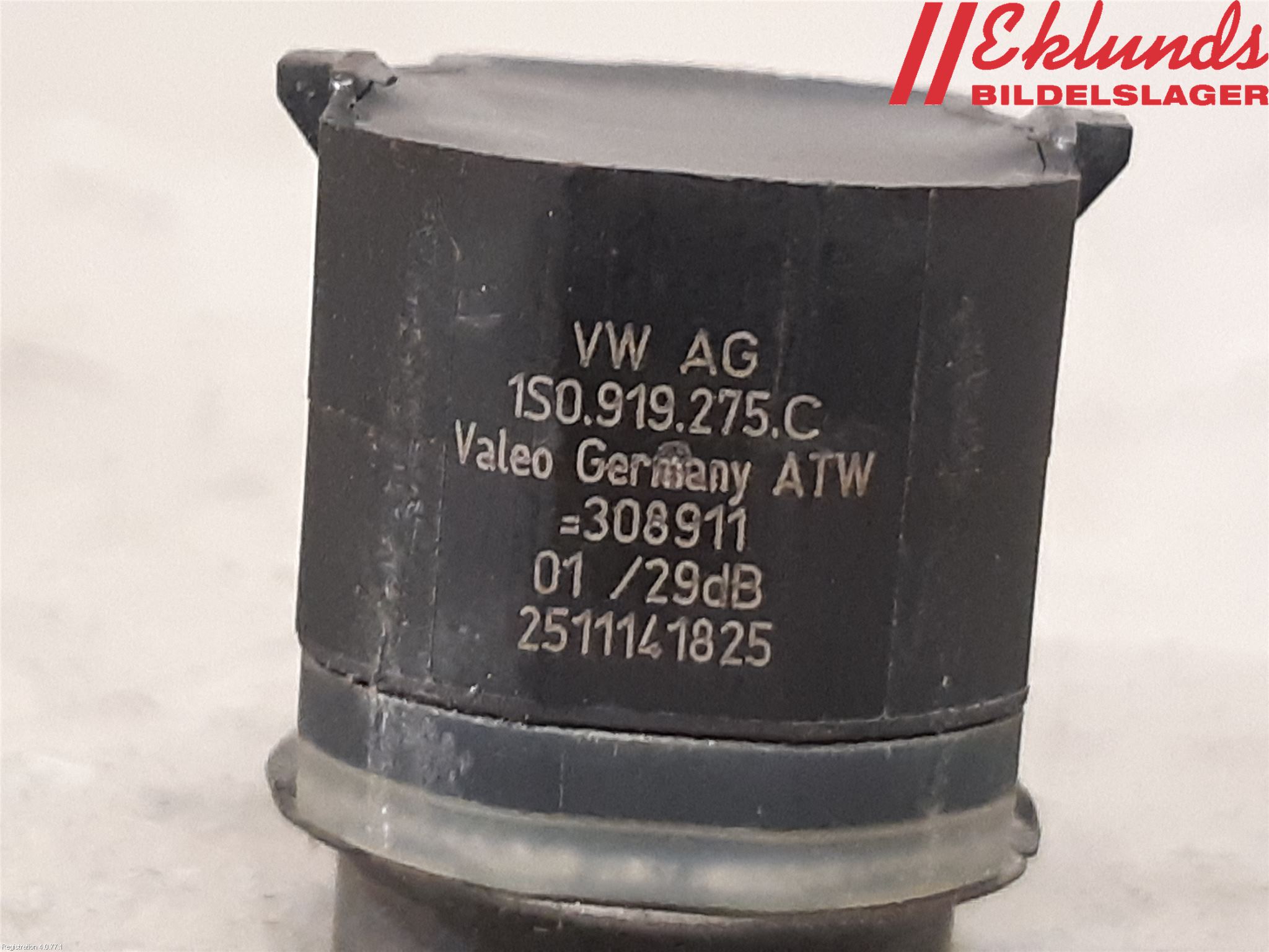 Volkswagen VW TOURAN 10-15 Parkeringshjälp Frontsensor