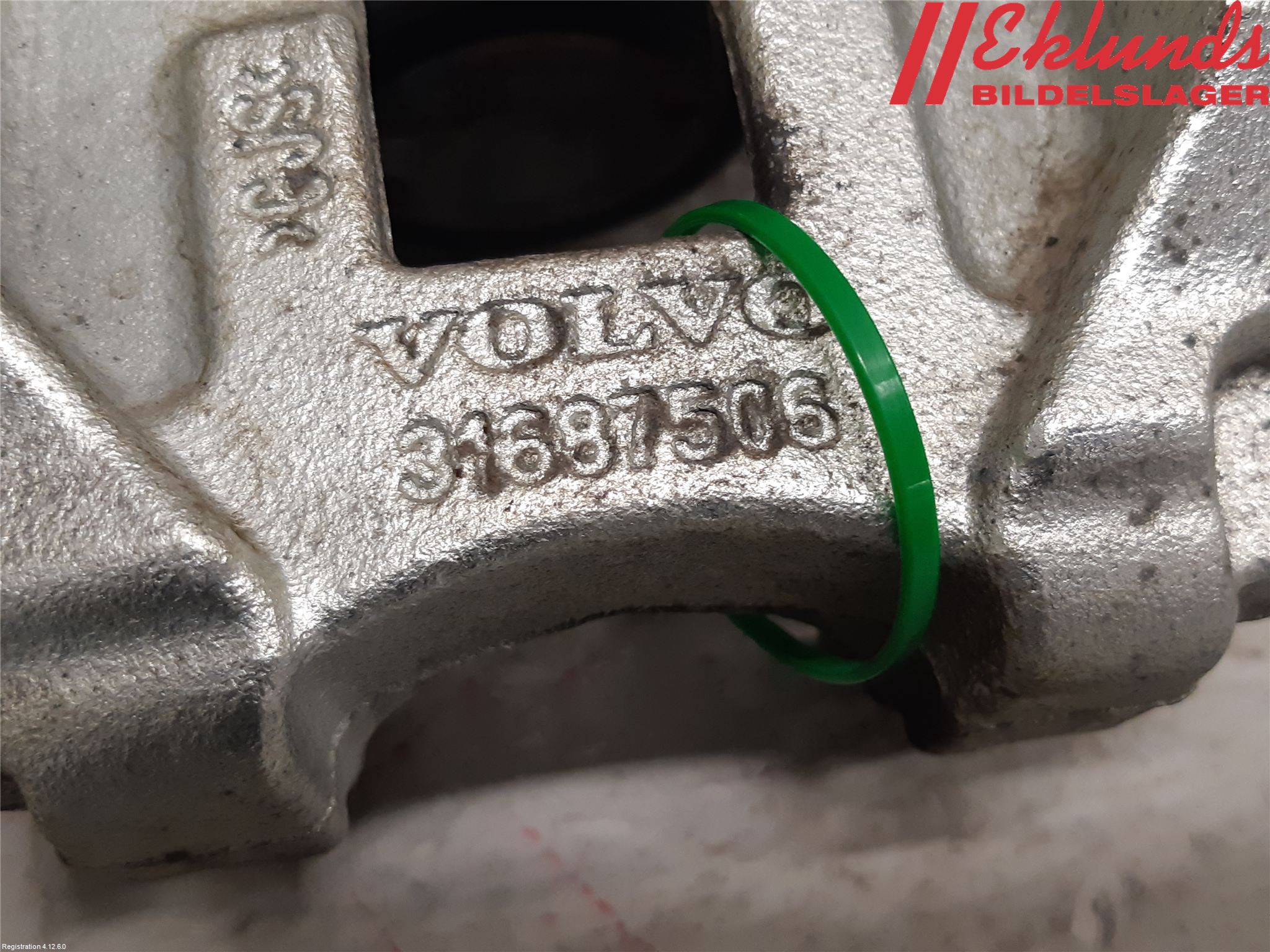 Volvo V90 17->> Bromsok Bak Höger