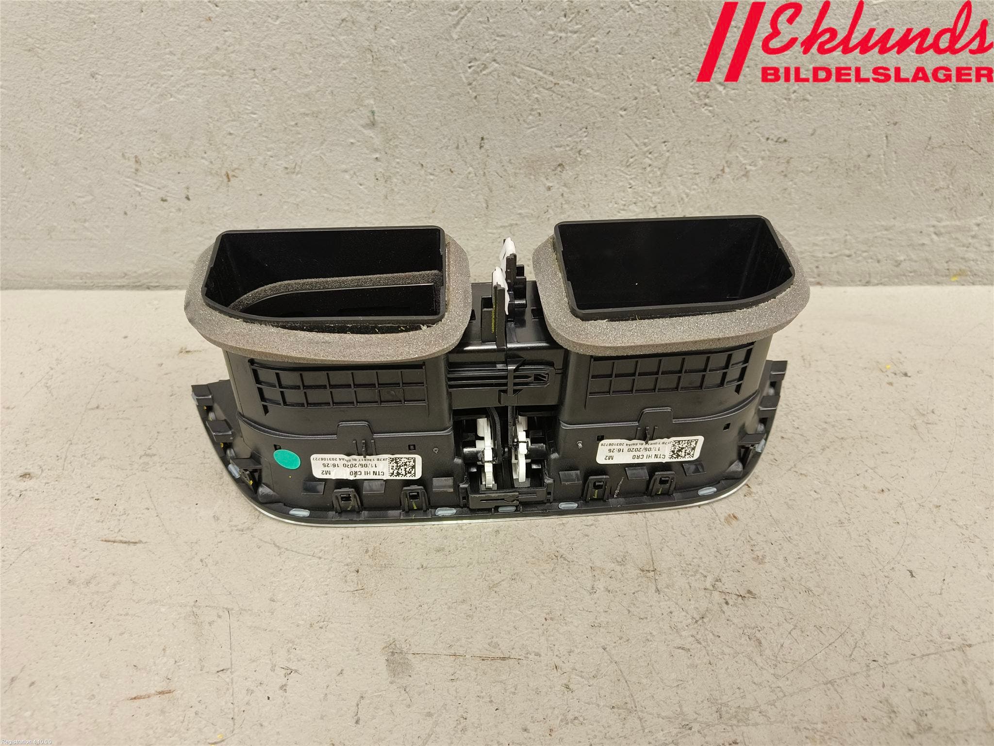 Ford FOCUS 19- Defrosterkanal-Munstycke