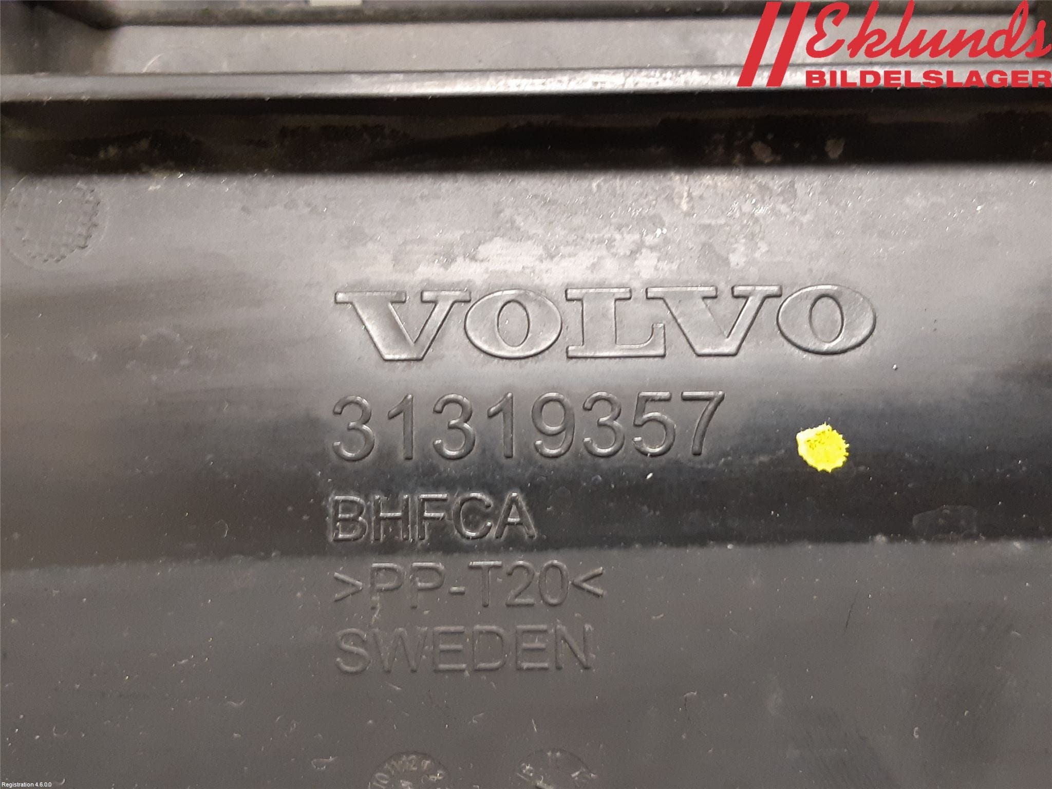 Volvo V40 CROSS COUNTRY 13-19 Deflektor Plåt-Plast Kylning