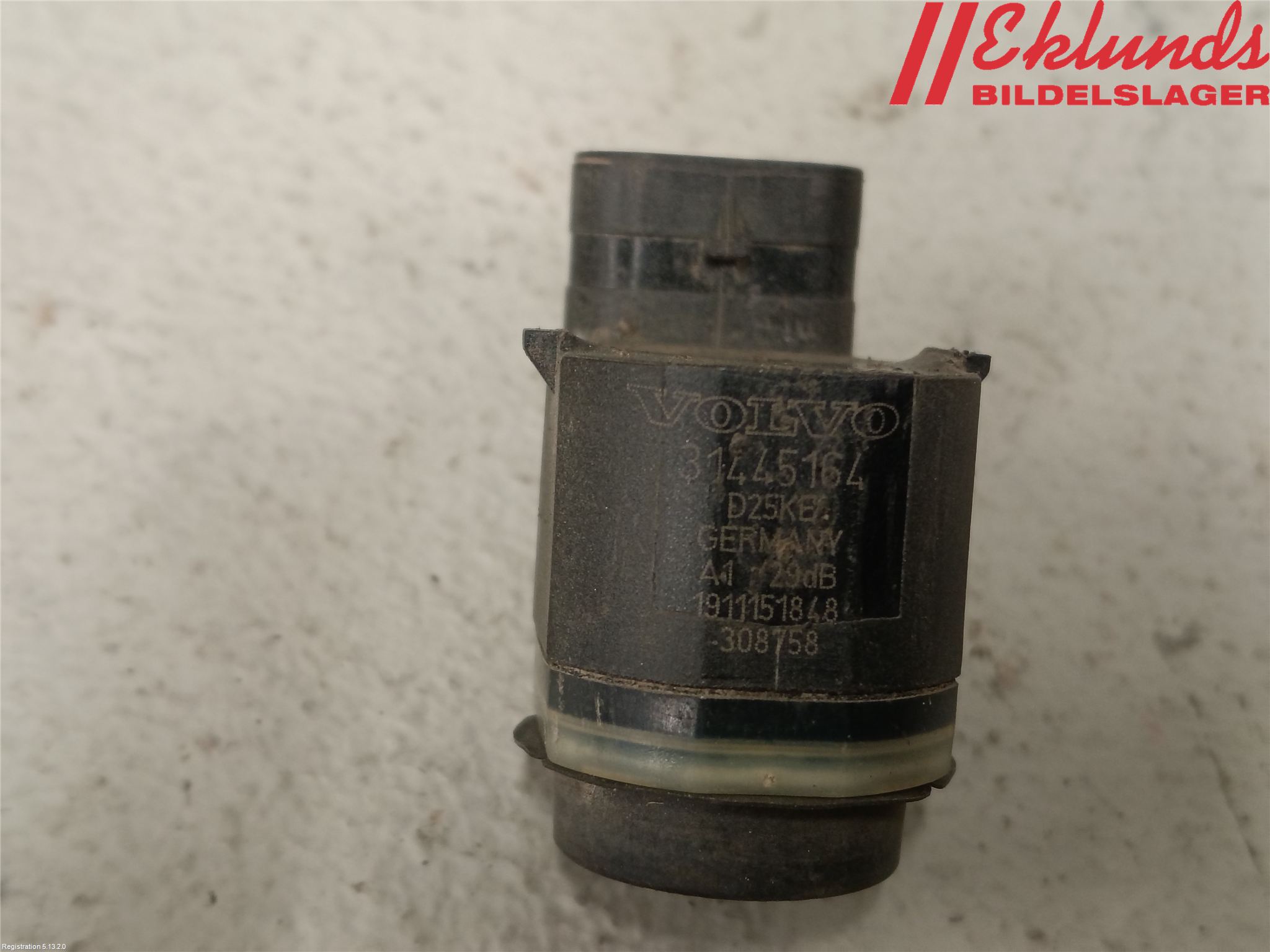 Volvo V70 14-16 Parkeringshjälp Backsensor