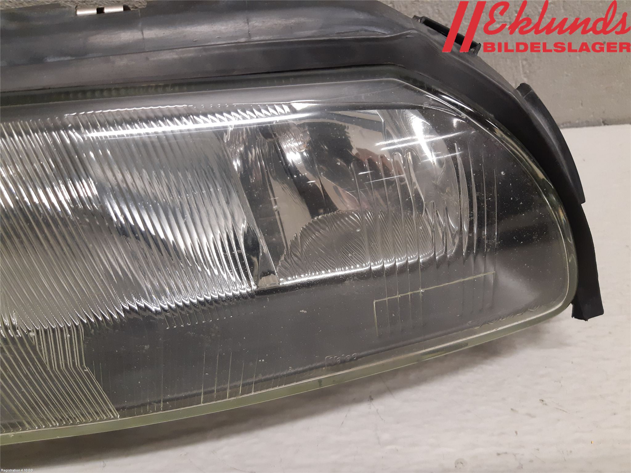 Volvo V70 00-04 Strålkastare Höger