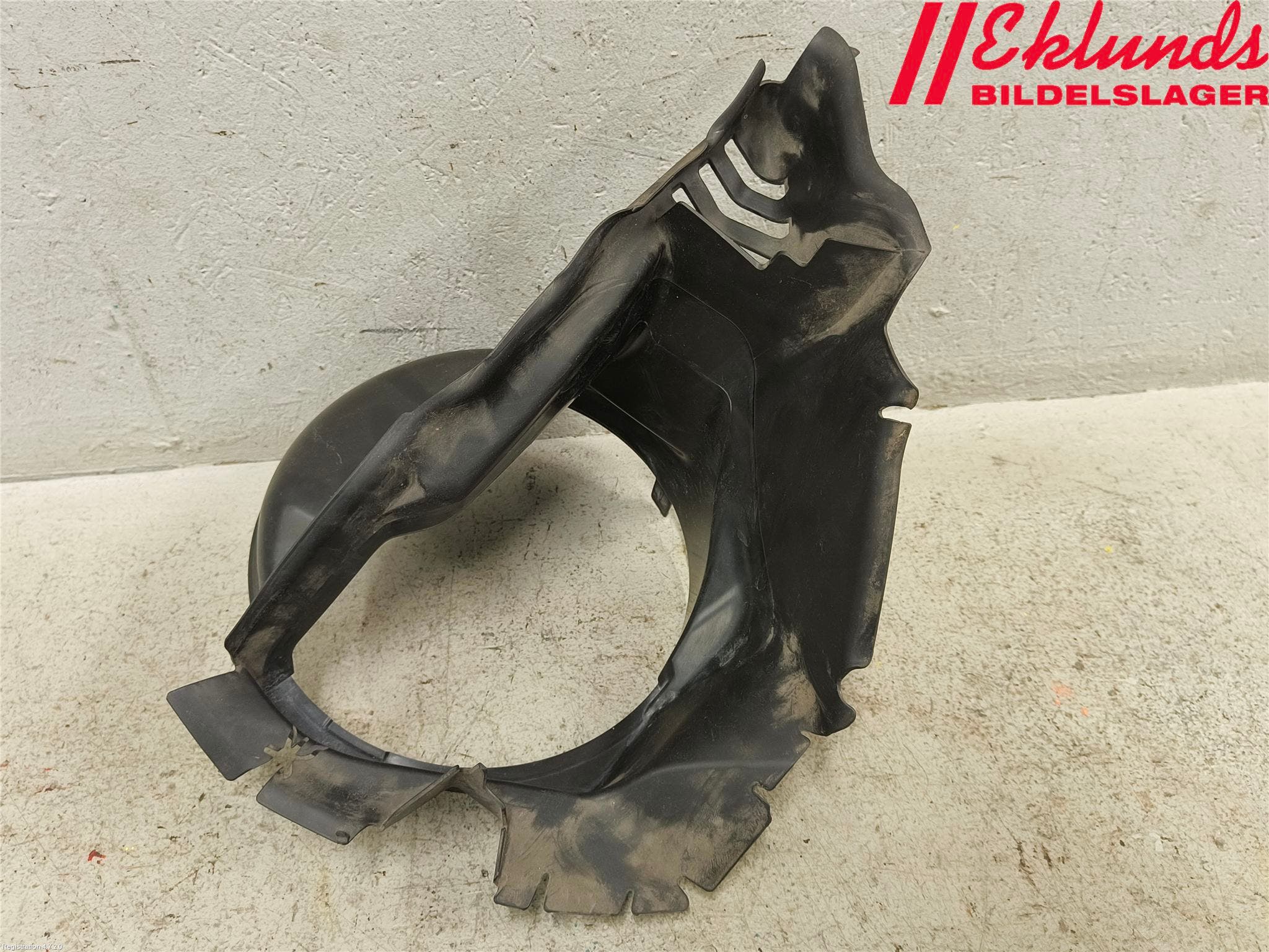 Volvo XC90/RECHARGE 16- Kylfläktkåpa