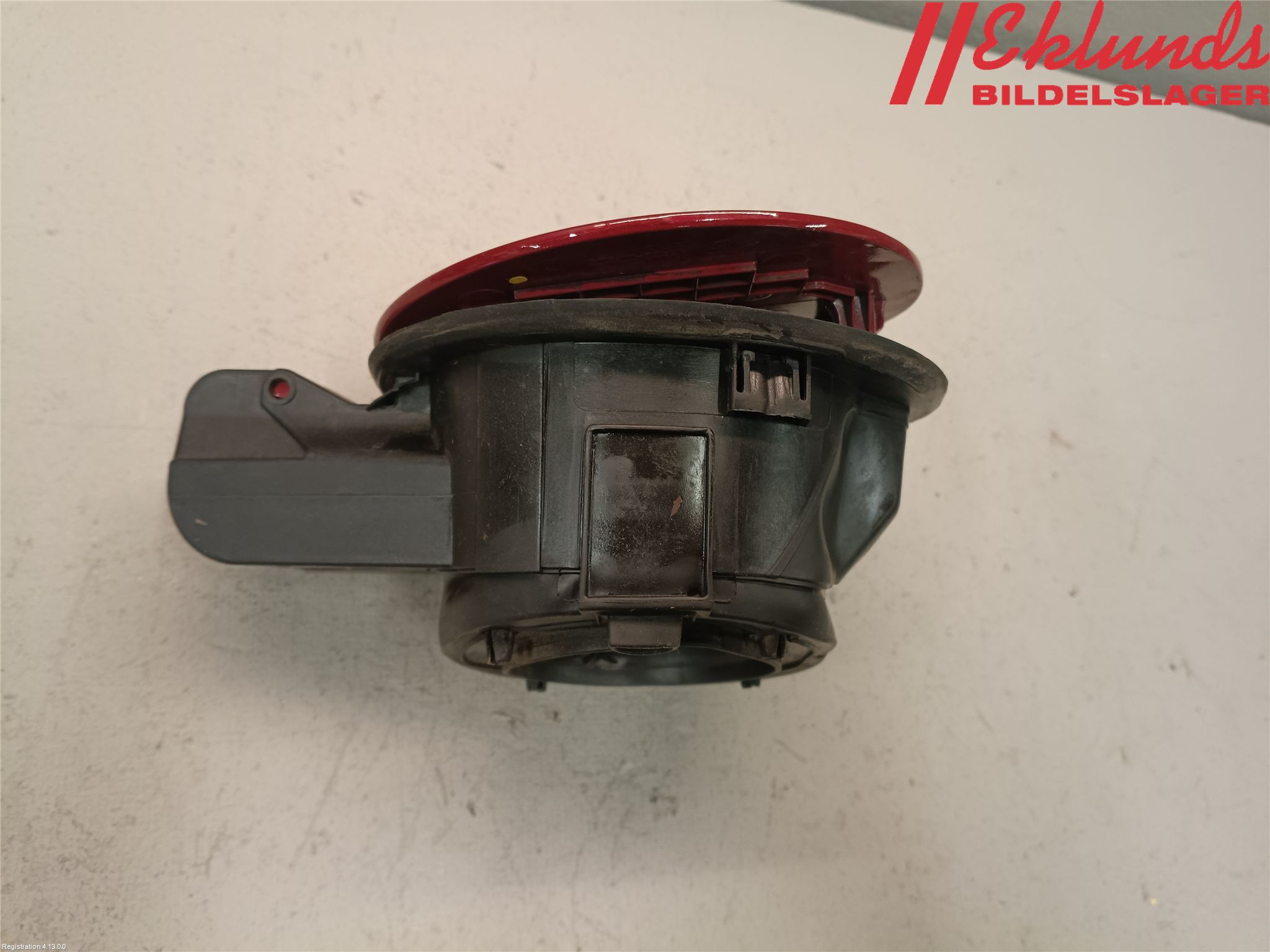 Hyundai SANTA FE 13-18 Tanklucka
