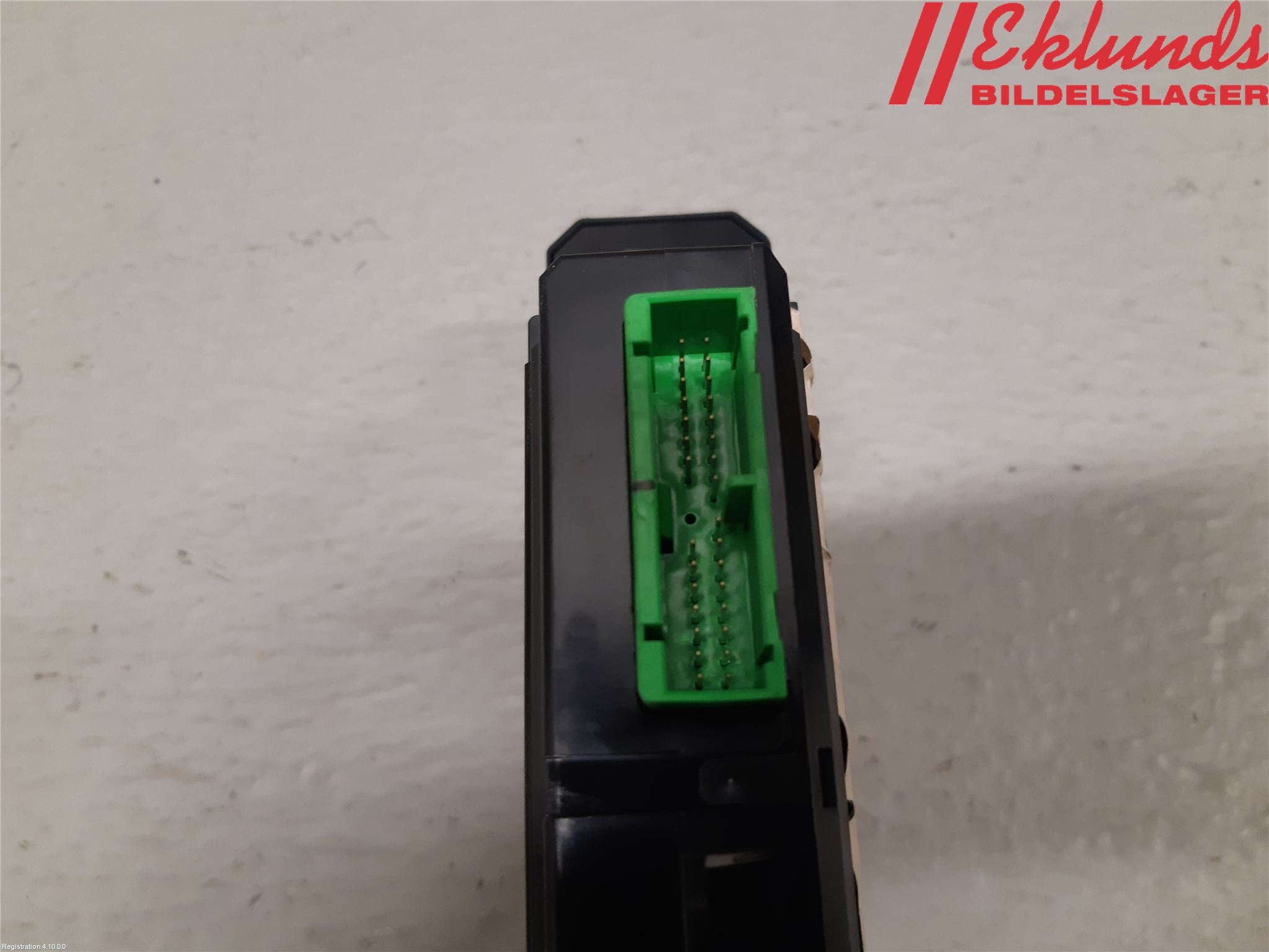 Volvo V70 00-04 Strömställare Elhiss