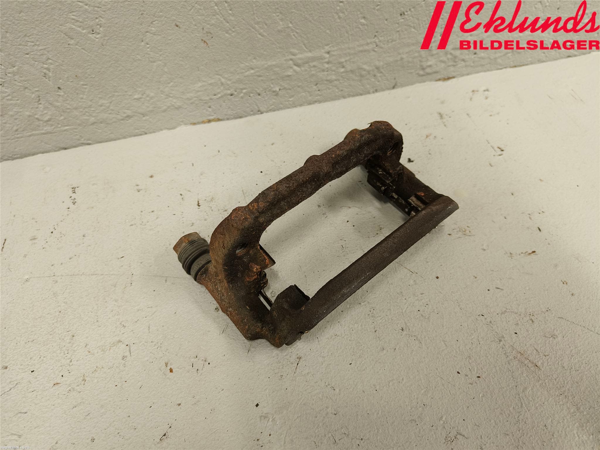 Opel MOKKA 13-20 Bromsokshållare