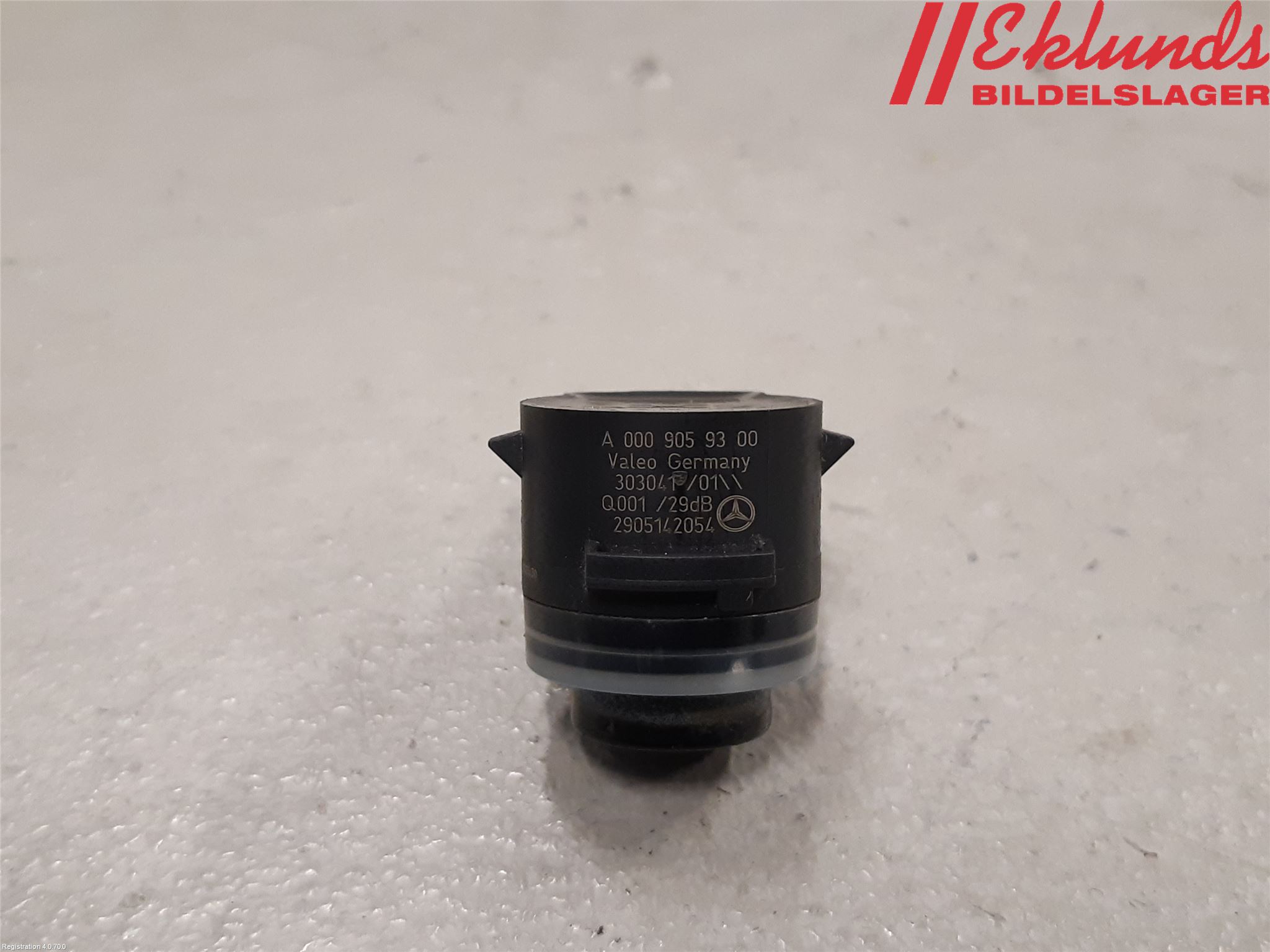 Mercedes-Benz MB E-KLASS (W212) 09-16 Parkeringshjälp Frontsensor