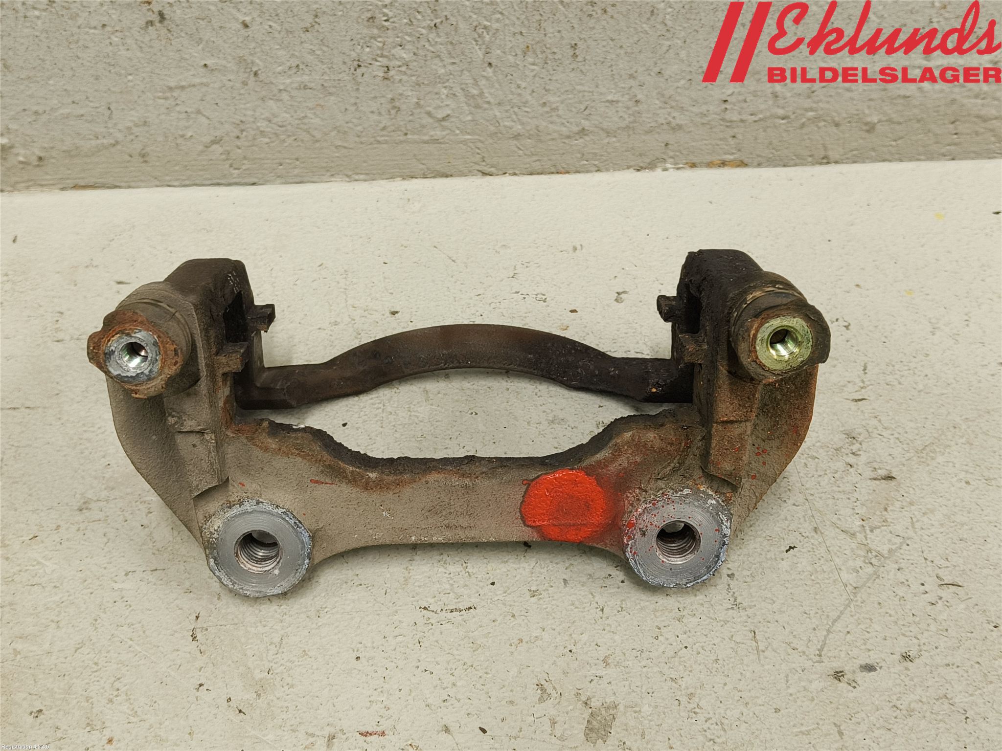 Opel INSIGNIA 17- Bromsokshållare