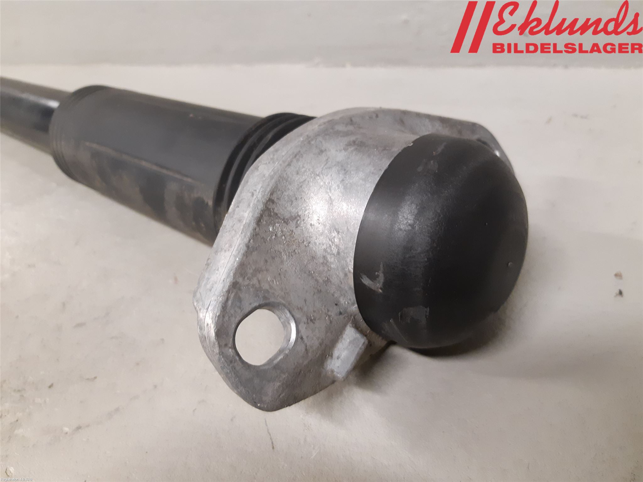 Toyota COROLLA 19- Stötdämpare Bak