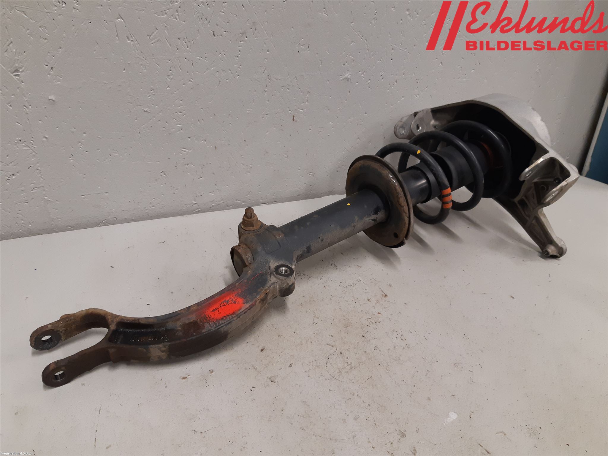 Audi A4/S4 08-11 Fjäderben Fram Vänster