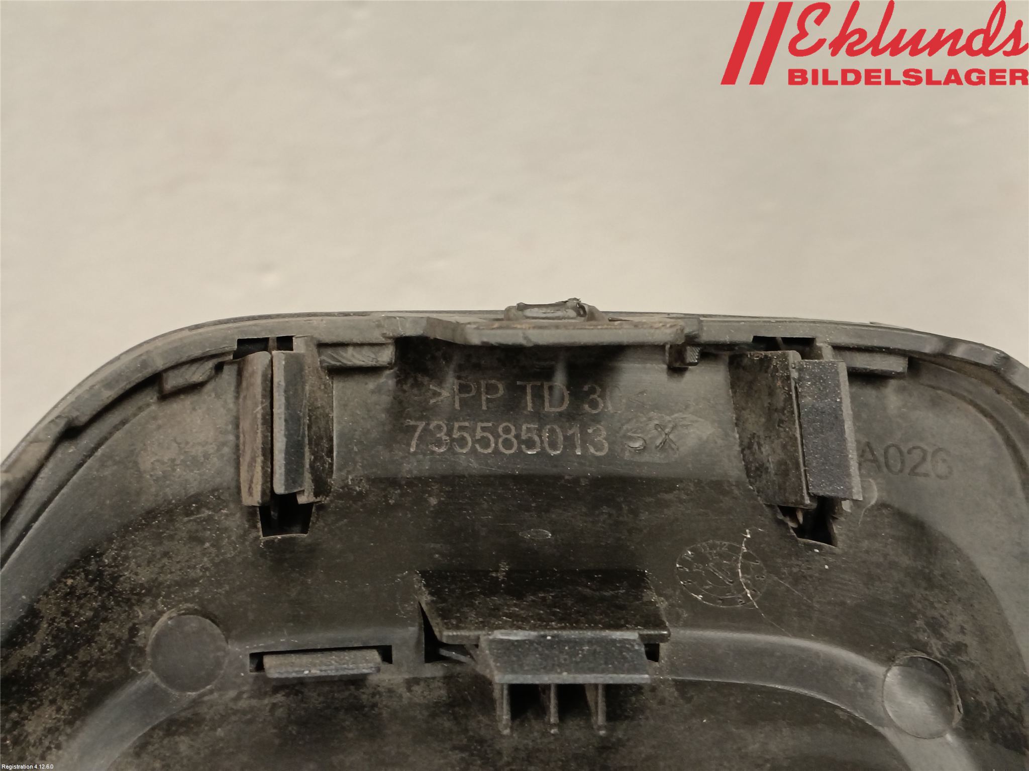 Jeep RENEGADE Dimljussarg Fram