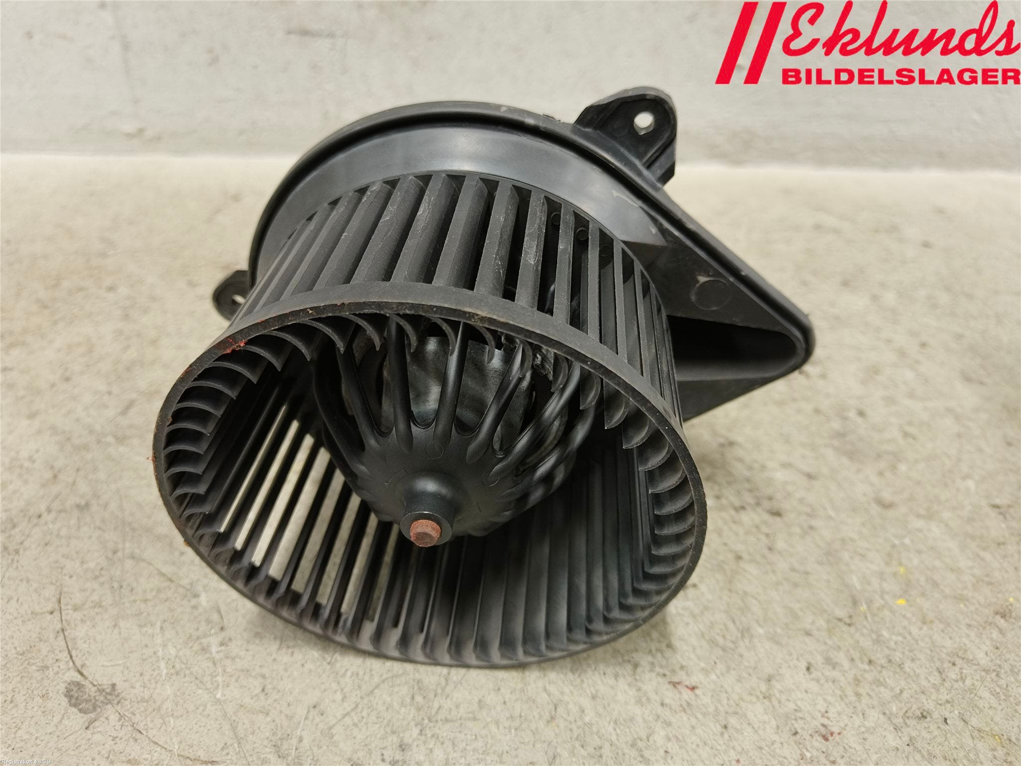 Opel VIVARO 01-14 Värmefläkt